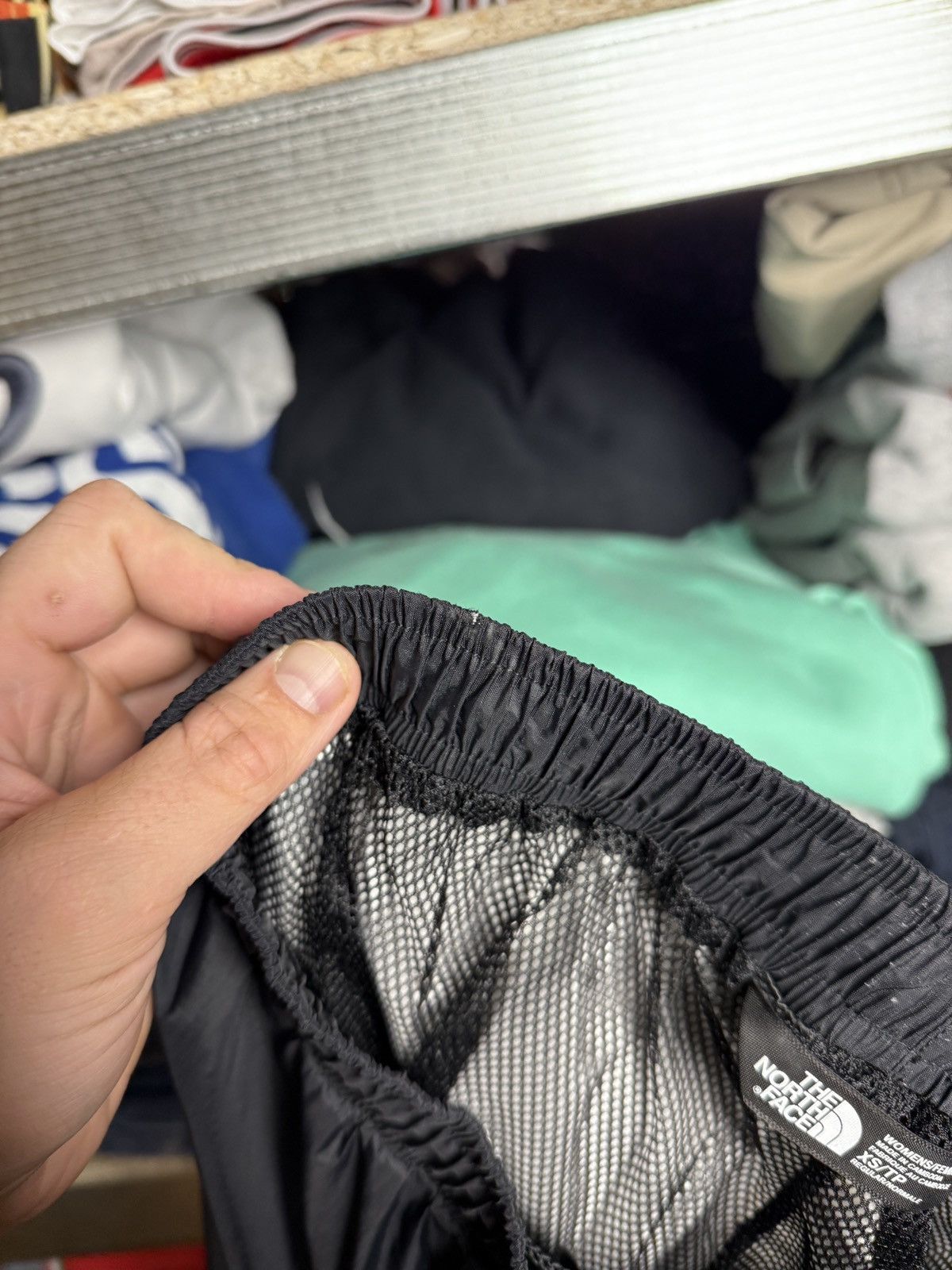 The North Face × Vintage The North Face Nylon Dryvent Pants Joggers Outdoor Size 26" / US 2 / IT 38 - 11 Thumbnail
