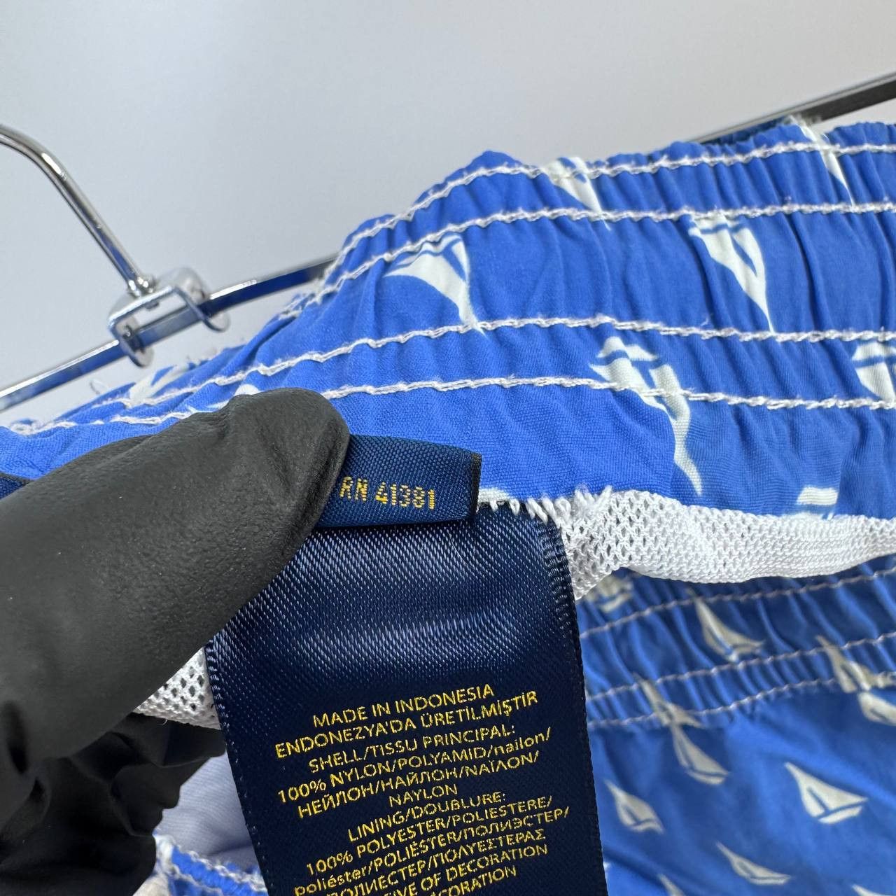 Polo Ralph Lauren Polo Ralph Lauren Swim Shorts Sailboat Print Mens Beach L Size US 34 / EU 50 - 7 Thumbnail