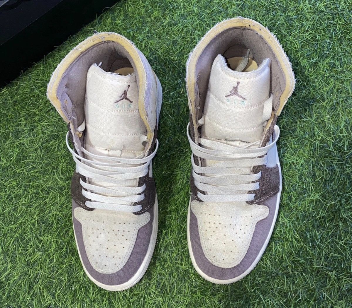 Jordan Brand Air Jordan 1 Mid SE Craft ‘Inside Out - Taupe Haze’ 2023 Size US 8.5 / EU 41-42 - 5 Thumbnail