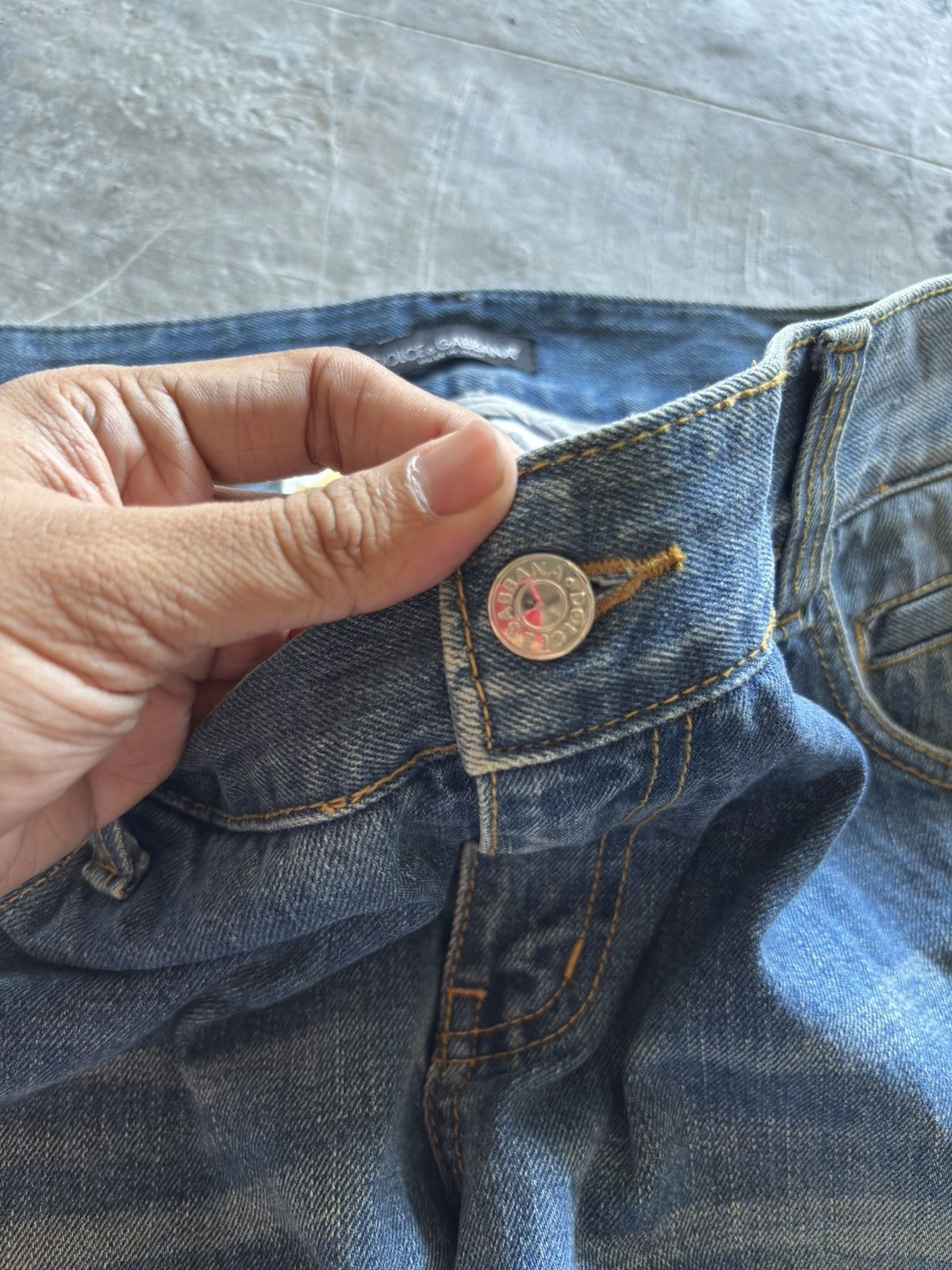 Dolce & Gabbana DOLCE & GABBANA distressed slim fit style Size US 35 - 2 Thumbnail