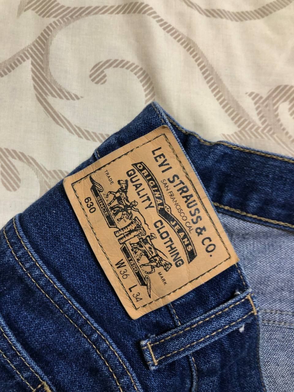 Levi's Vintage Levi’s 630 Straight Leg Jeans Classic Blue – 90s Y2K Size US 36 / EU 52 - 13 Thumbnail