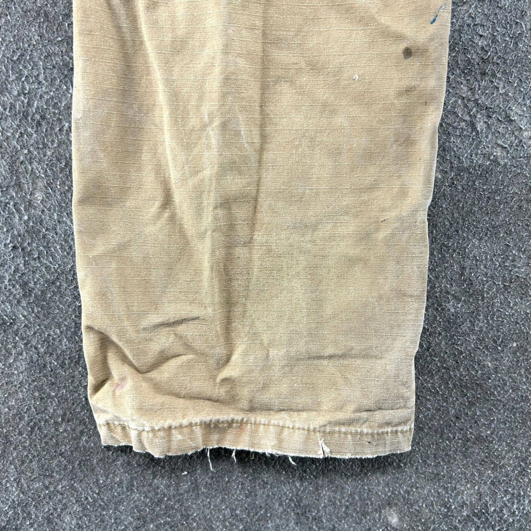 Wrangler Wrangler Pants Mens 32x30 Brown Cargo Riggs Ripstop Paint Splatter Distressed Cargo Pants Mens Regular Brown Workwear 90s? Size US 32 / EU 48 - 4 Thumbnail