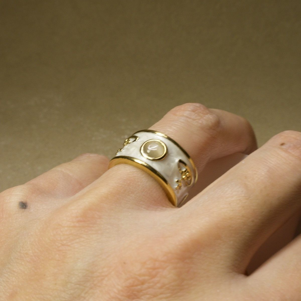 Other cream+ Titanium Steel Wide Band Saturn Ring (Unisex) Size ONE SIZE - 1 Thumbnail