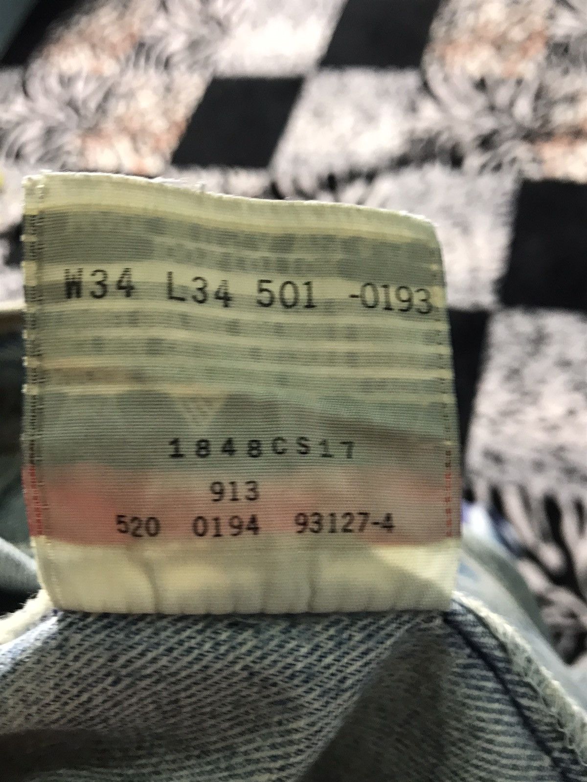 Other Size 34 distressed Levis 501 button 520 rare Size US 34 / EU 50 - 3 Thumbnail
