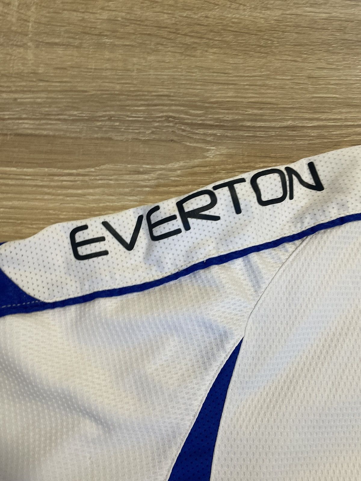Umbro × Vintage Everton umbro 2005 training shirt vintage soccer jersey Size US XL / EU 56 / 4 - 5 Thumbnail
