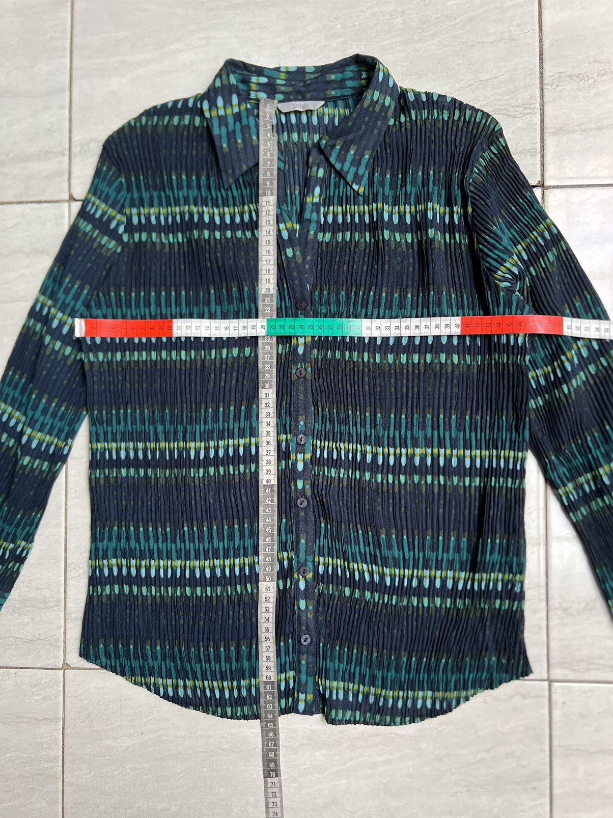 Marks & Spencer Marks & Spencer Motive Pleats Shirt Size US S / EU 44-46 / 1 - 2 Thumbnail