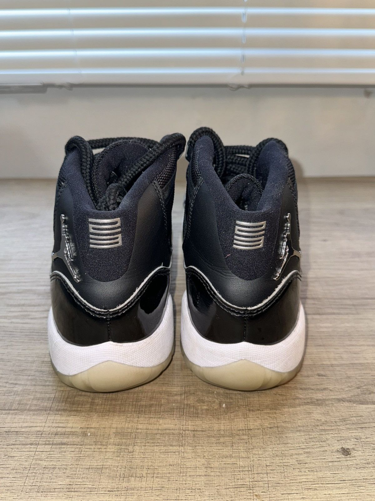 Nike (Gs) Retro 11 Jubilee Size:5y Size US 5 / EU 37 - 4 Thumbnail
