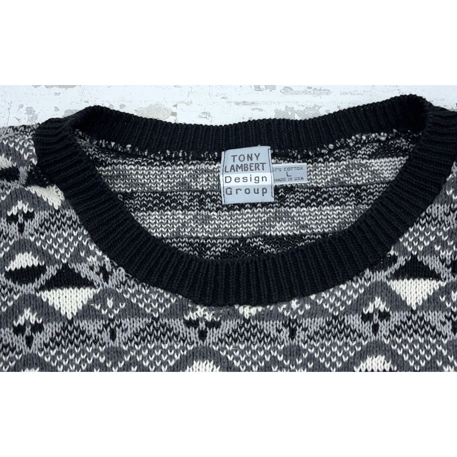 Vintage VINTAGE Tony Lambert Sweater Men L Black Gray Knit Geometric 90s Pullover Crew Neck Embroidered Logo Size US L / EU 52-54 / 3 - 5 Thumbnail