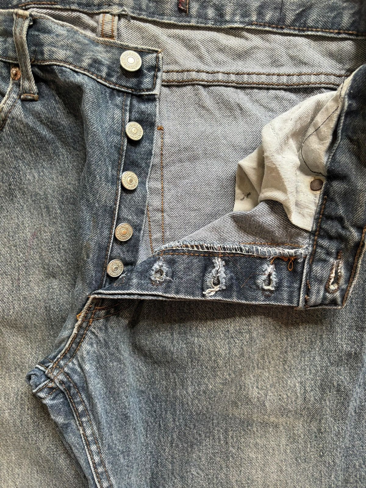 Levi's Vintage 90s Levis 501 Mud Wash Distressed Loose Jeans Size US 36 / EU 52 - 3 Thumbnail