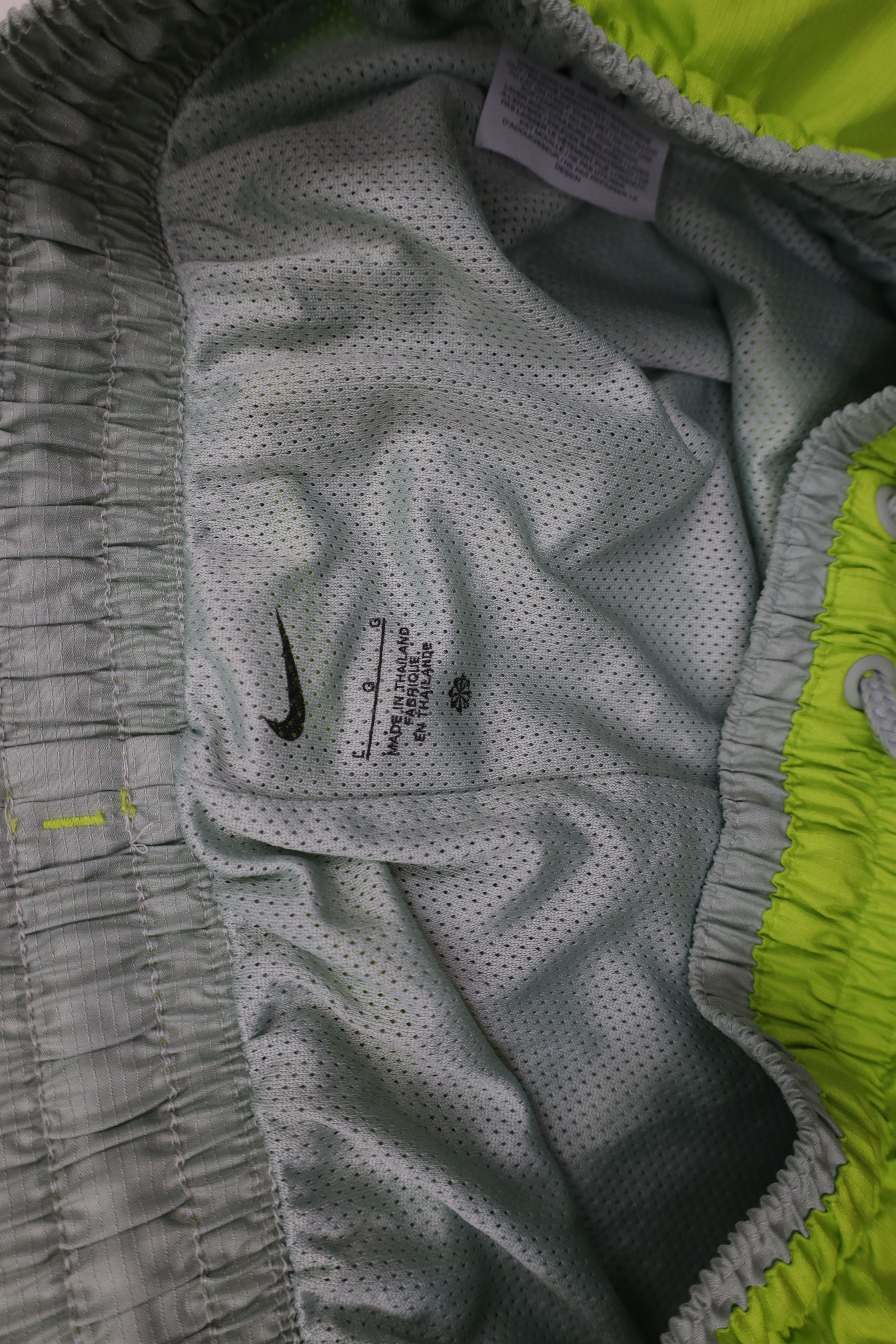 Nike × Vintage Nike Block Lined DNA Woven Basketball Gym Shorts Light Green Size US 34 / EU 50 - 7 Thumbnail