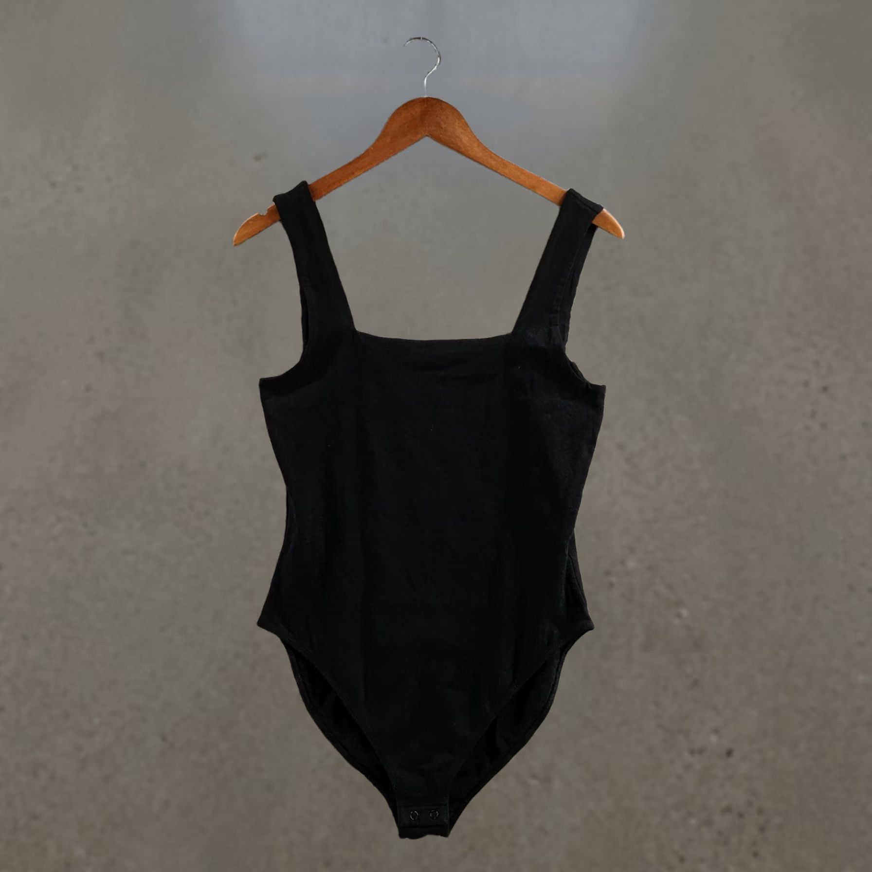 Old Navy Old Navy Women M Black Sleeveless Tank Top Bodysuit Square Neck Snap Buttons NWT Size M / US 6-8 / IT 42-44 - 1 Thumbnail