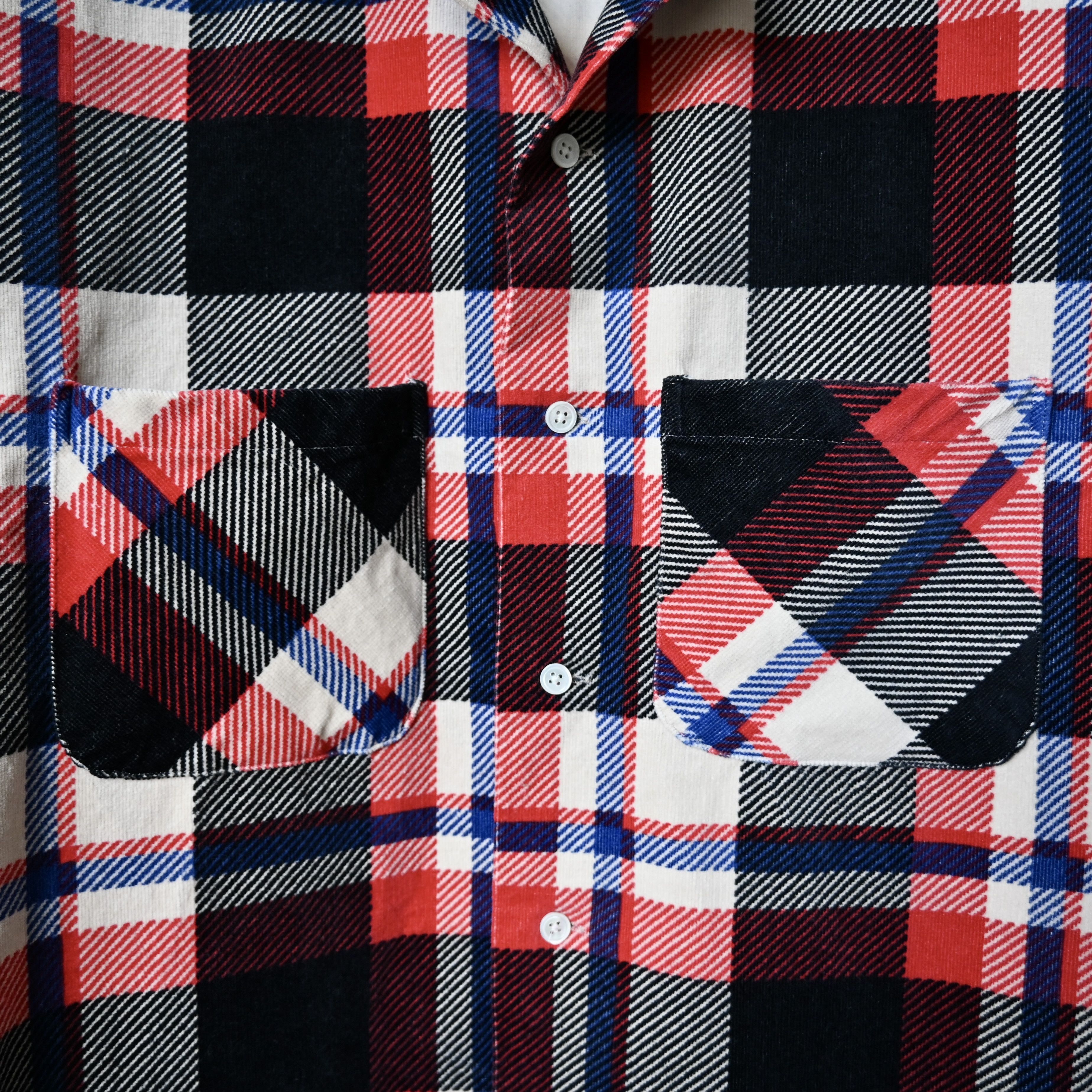 Beams Plus BEAMS Plus midi-heavy corduroy boxy shirt made in Japan Size US L / EU 52-54 / 3 - 12 Thumbnail