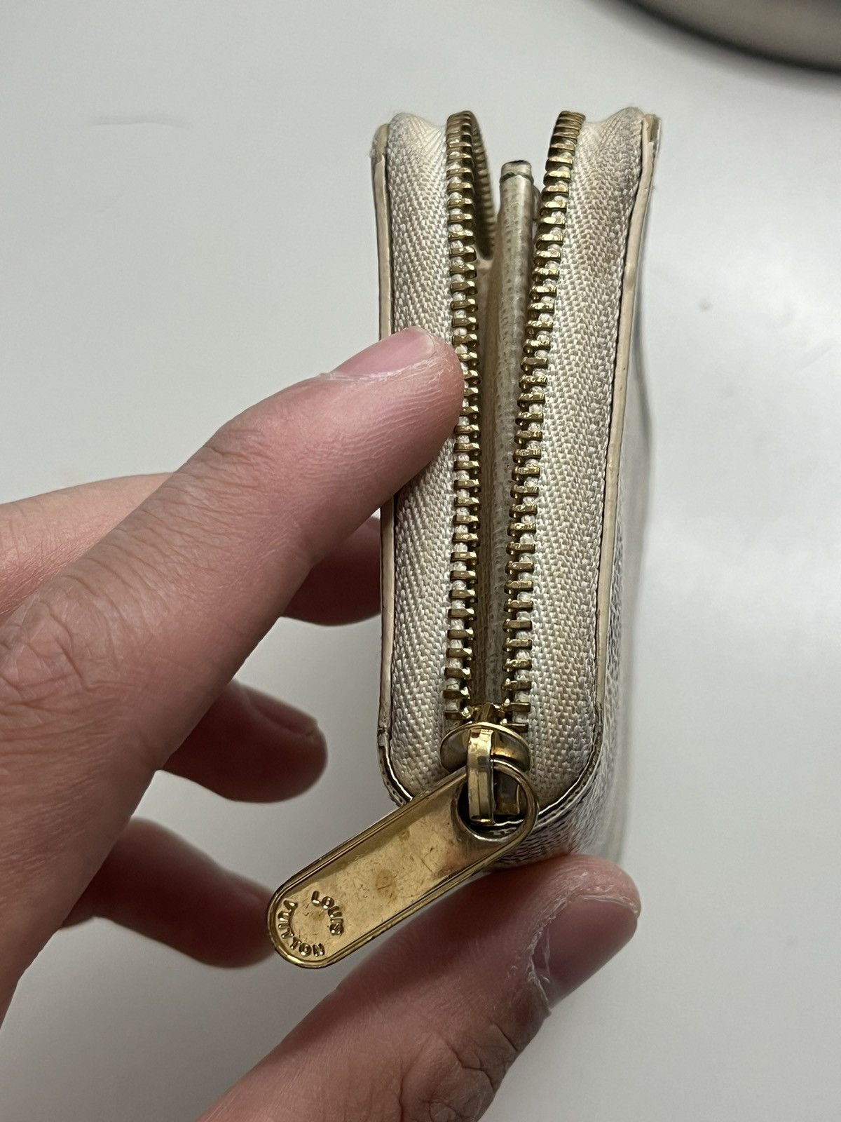 Louis Vuitton Louis Vuitton 2013 Damier Azur Pattern Zippy Coin Purse Size ONE SIZE - 3 Thumbnail