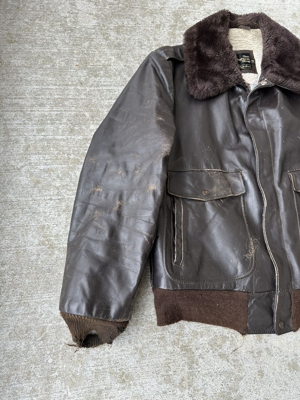 Genuine Leather 70s Shearling Fur-Lined Bomber Flight Jacket Size US L / EU 52-54 / 3 - 5 Thumbnail