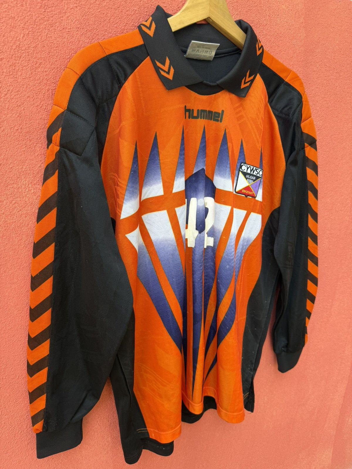 Hummel CYWSC Ulsan FC Size US XL / EU 56 / 4 - 5 Thumbnail