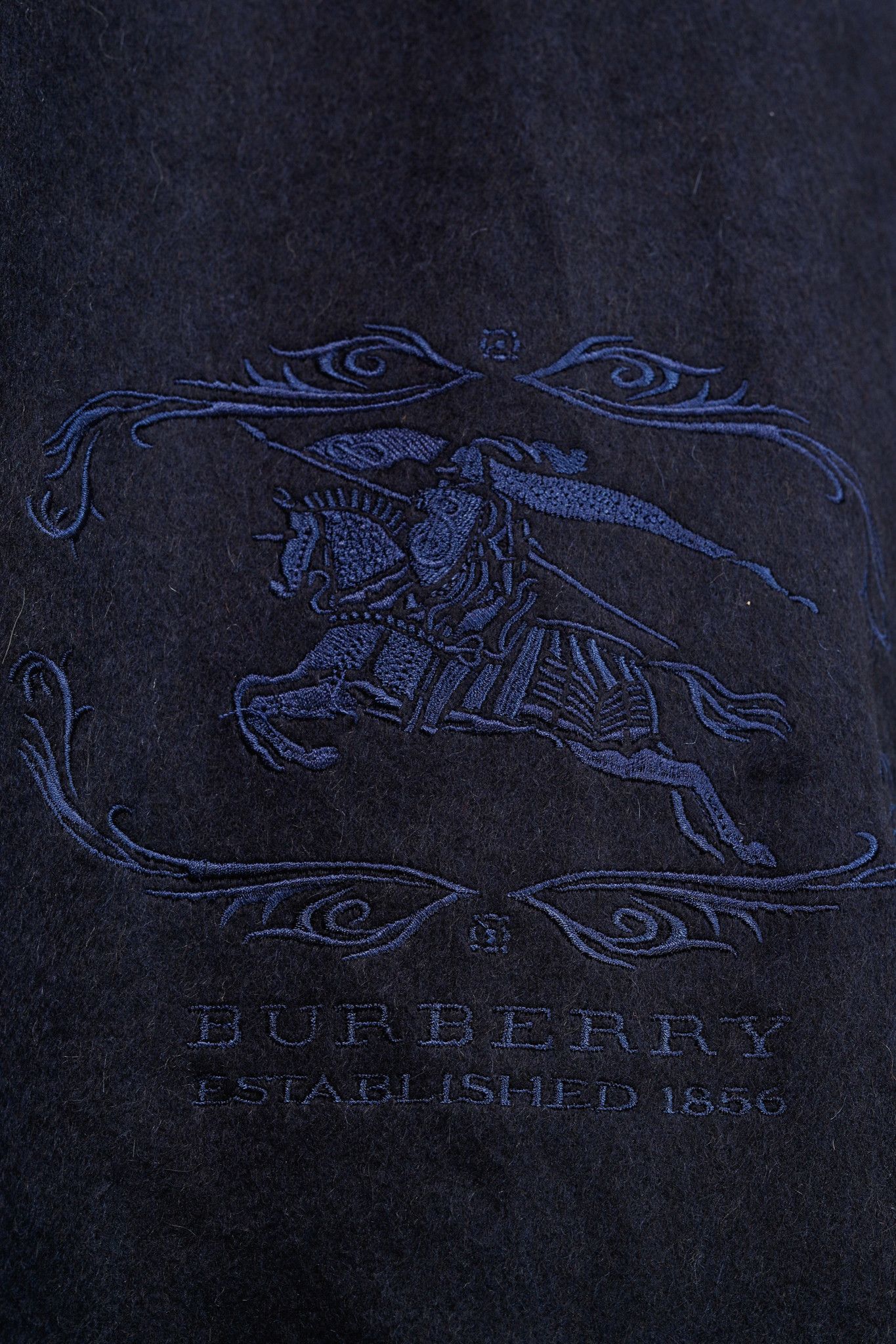 Burberry Burberry Knight Dark Navy Cashmere Scarf Size ONE SIZE - 3 Thumbnail