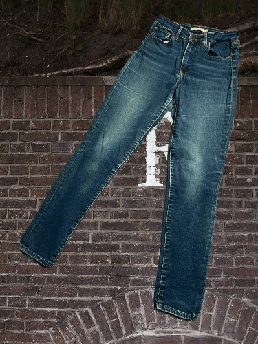 Levi's × Vintage Levi's 721 Skinny Cropped Denim Jeans Size 28" / US 6 / IT 42 - 1 Thumbnail