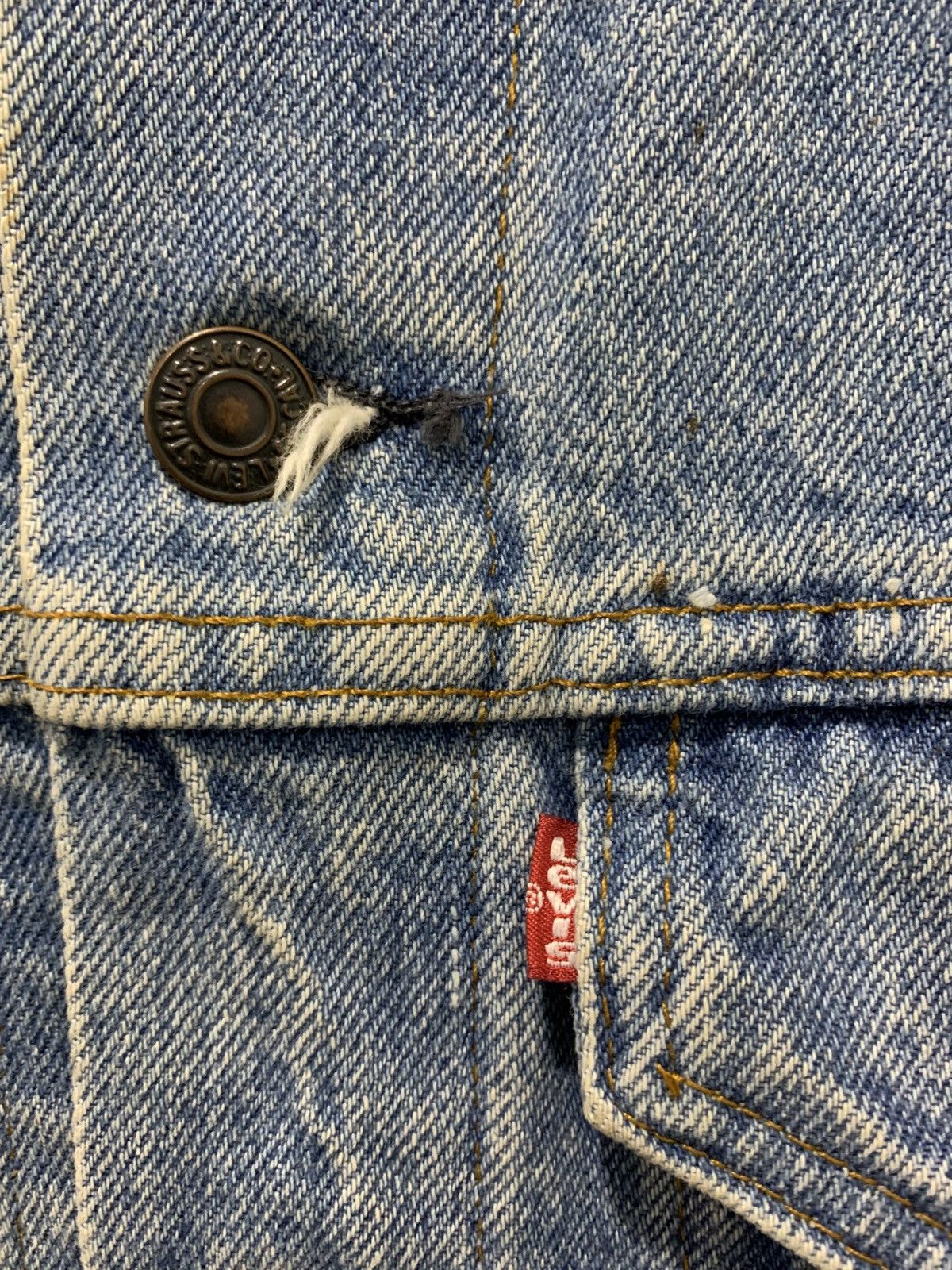 Levi's Levi's denim jacket distressed Size US M / EU 48-50 / 2 - 5 Thumbnail
