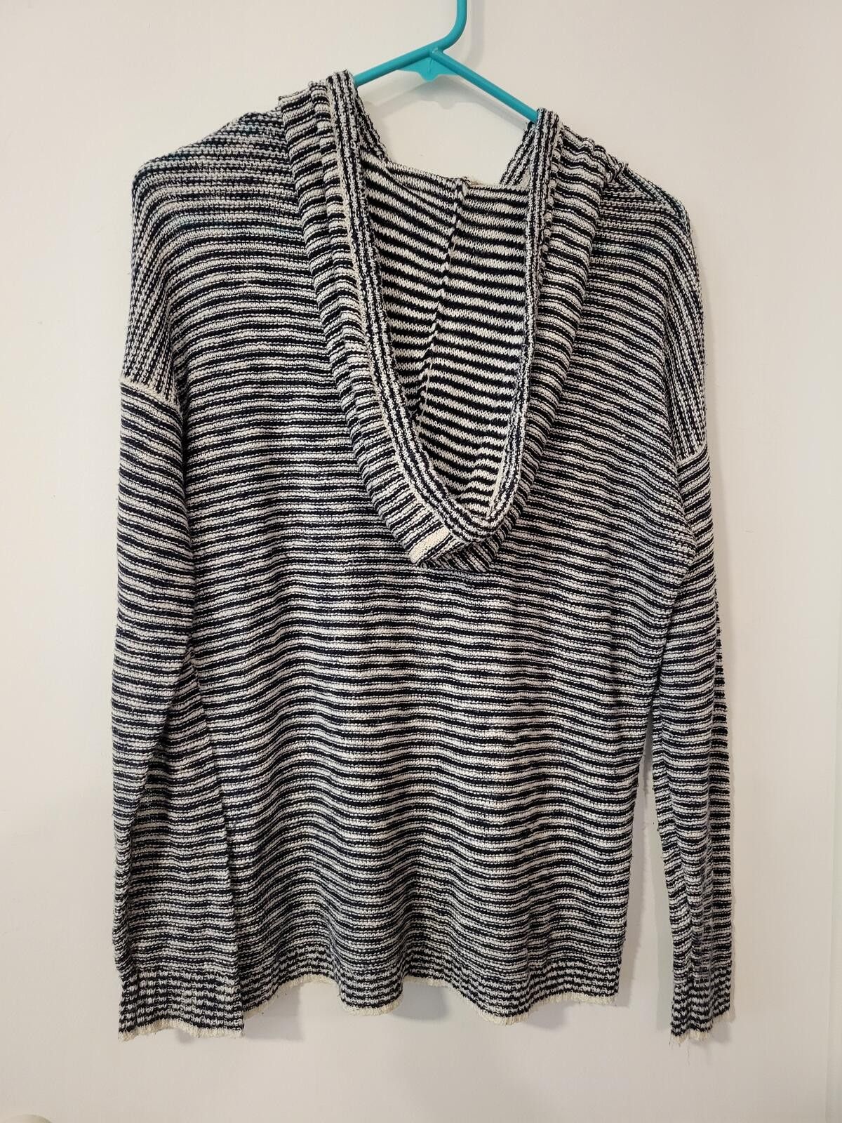 Other Maurices Women's Medium Striped Hoodie Sweater Size M / US 6-8 / IT 42-44 - 2 Thumbnail