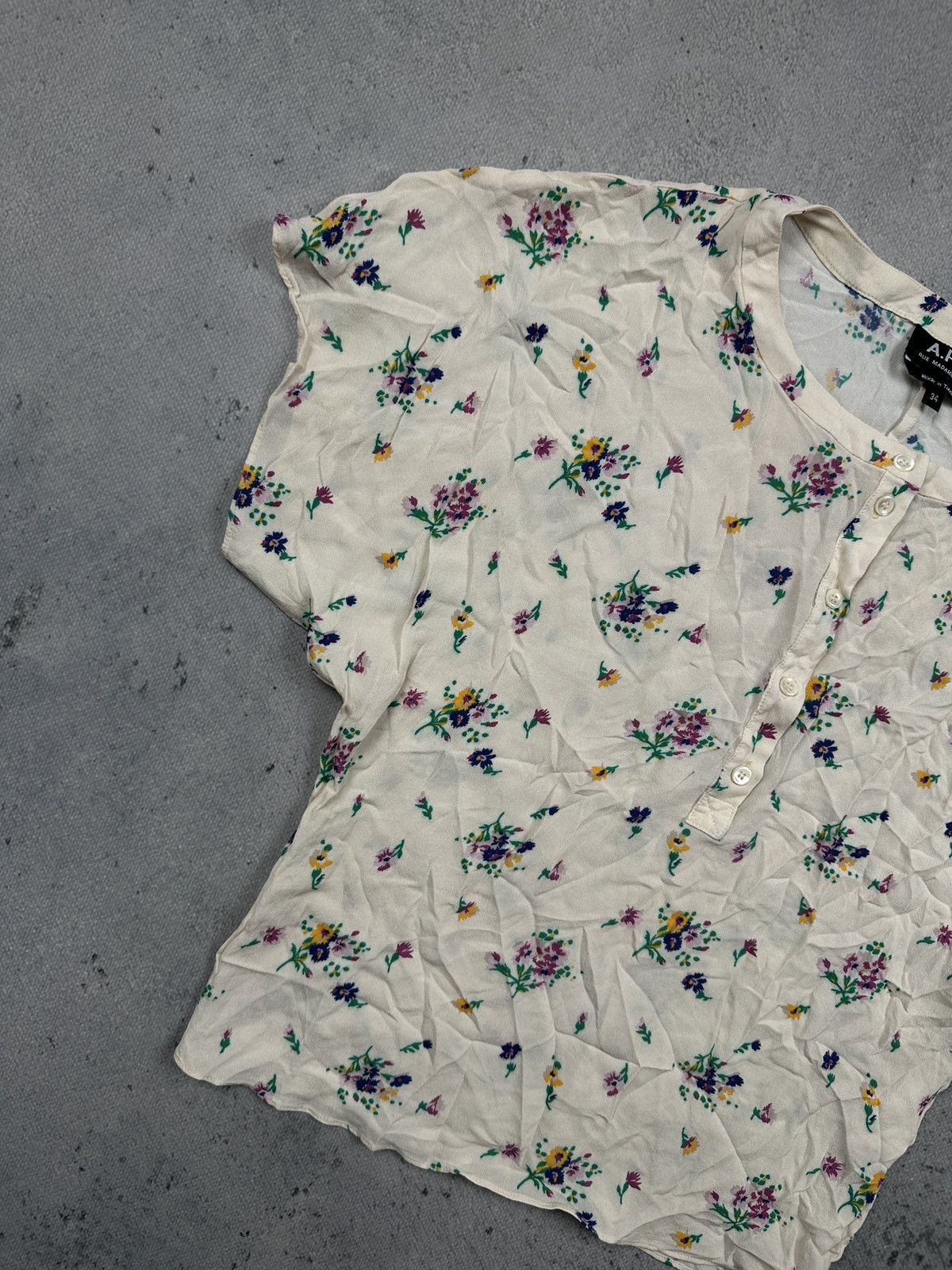 A.P.C. A.P.C. Paris Vintage Floral Viscos Blouse Ivory Short Sleeve Size XS / US 0-2 / IT 36-38 - 3 Thumbnail