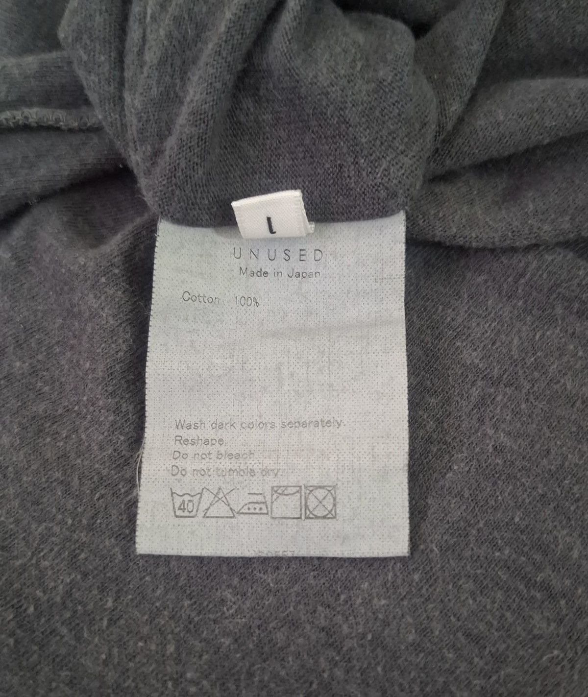 Japanese Brand UNUSED Sun Faded Distressed Thrashed T-shirt Size US S / EU 44-46 / 1 - 10 Thumbnail