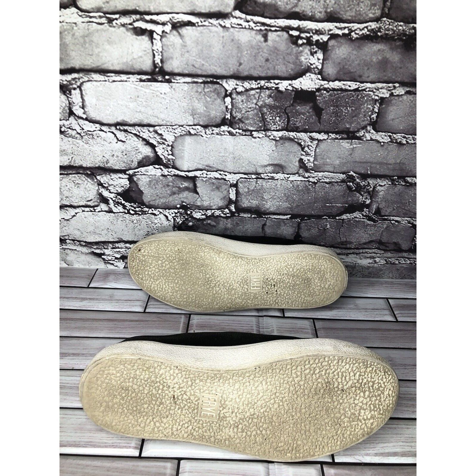 Frye Frye Black Leather Slip On Comfort Casual Sneakers Shoes Wom Size US 7 / IT 37 - 19 Thumbnail