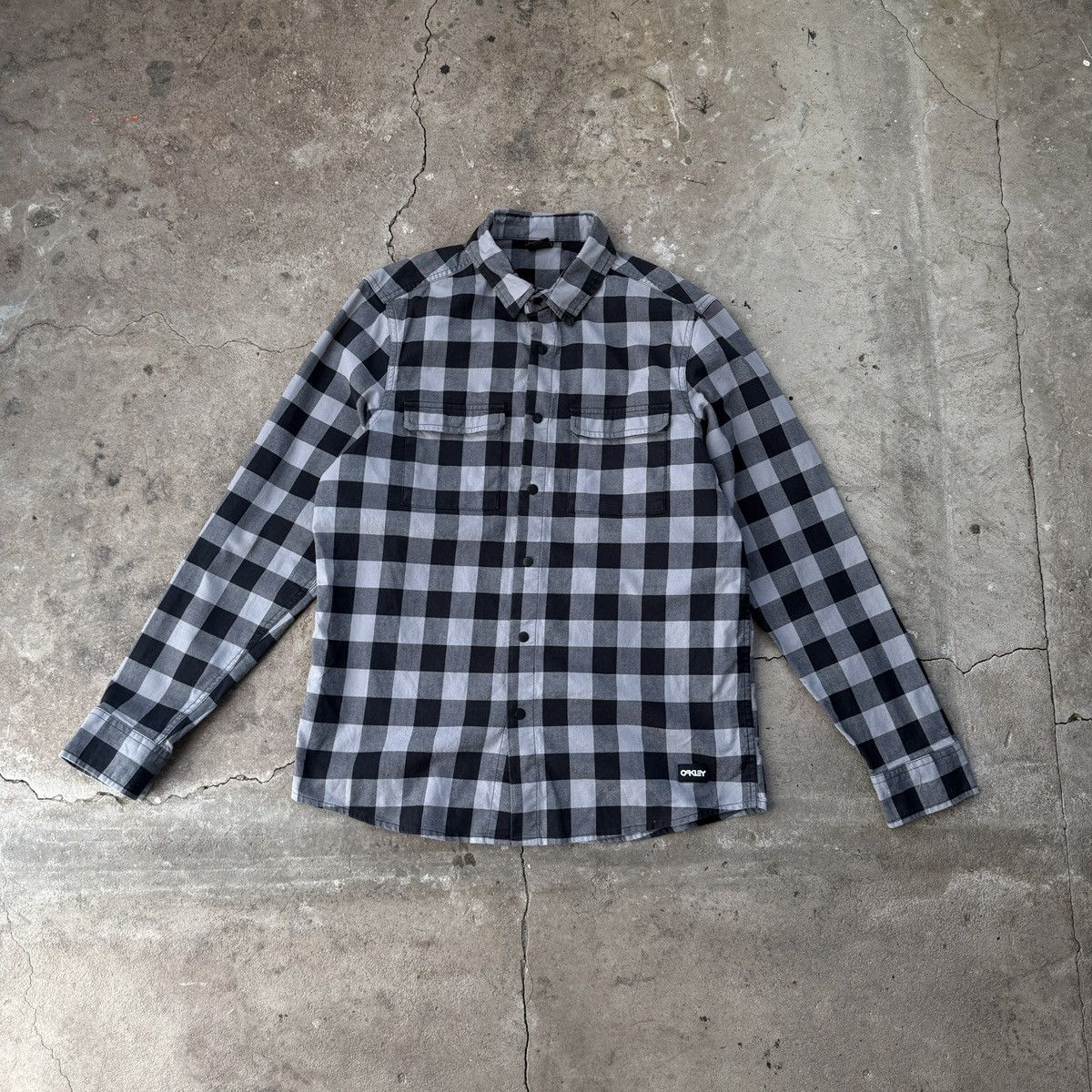 Oakley Oakley Gray Button Ups Overshirt Shirt Size US S / EU 44-46 / 1 - 1 Thumbnail