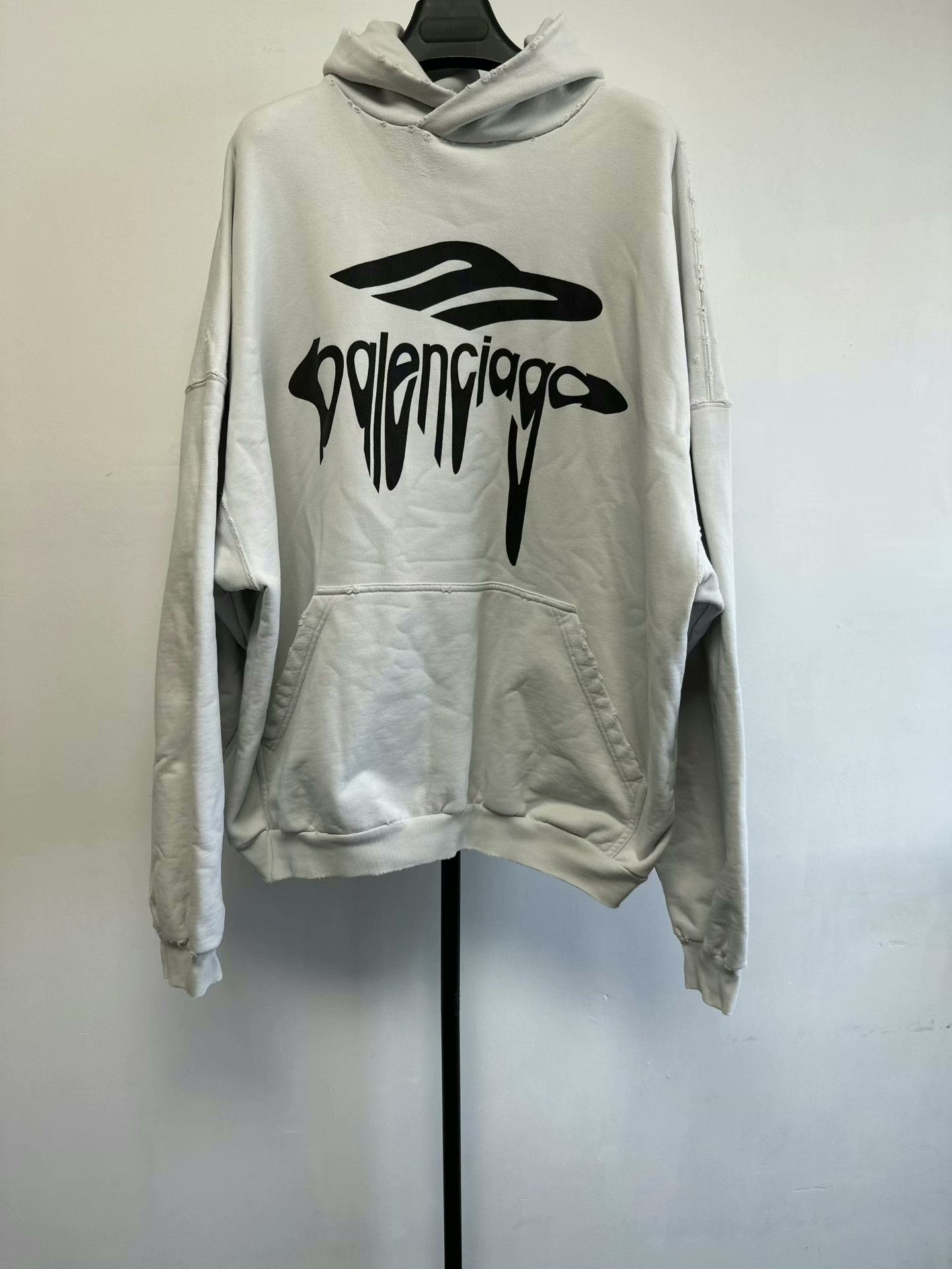 Balenciaga Balenciaga Logo Print Hooded Sweatshirt Size XXS / US 00 / IT 34 - 1 Thumbnail