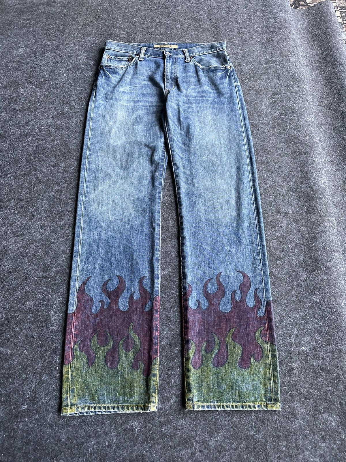 Jun Takahashi Uniqlo U S002 Fire Flame Paint Washed Design 32x33D389 Size US 32 / EU 48 - 1 Thumbnail
