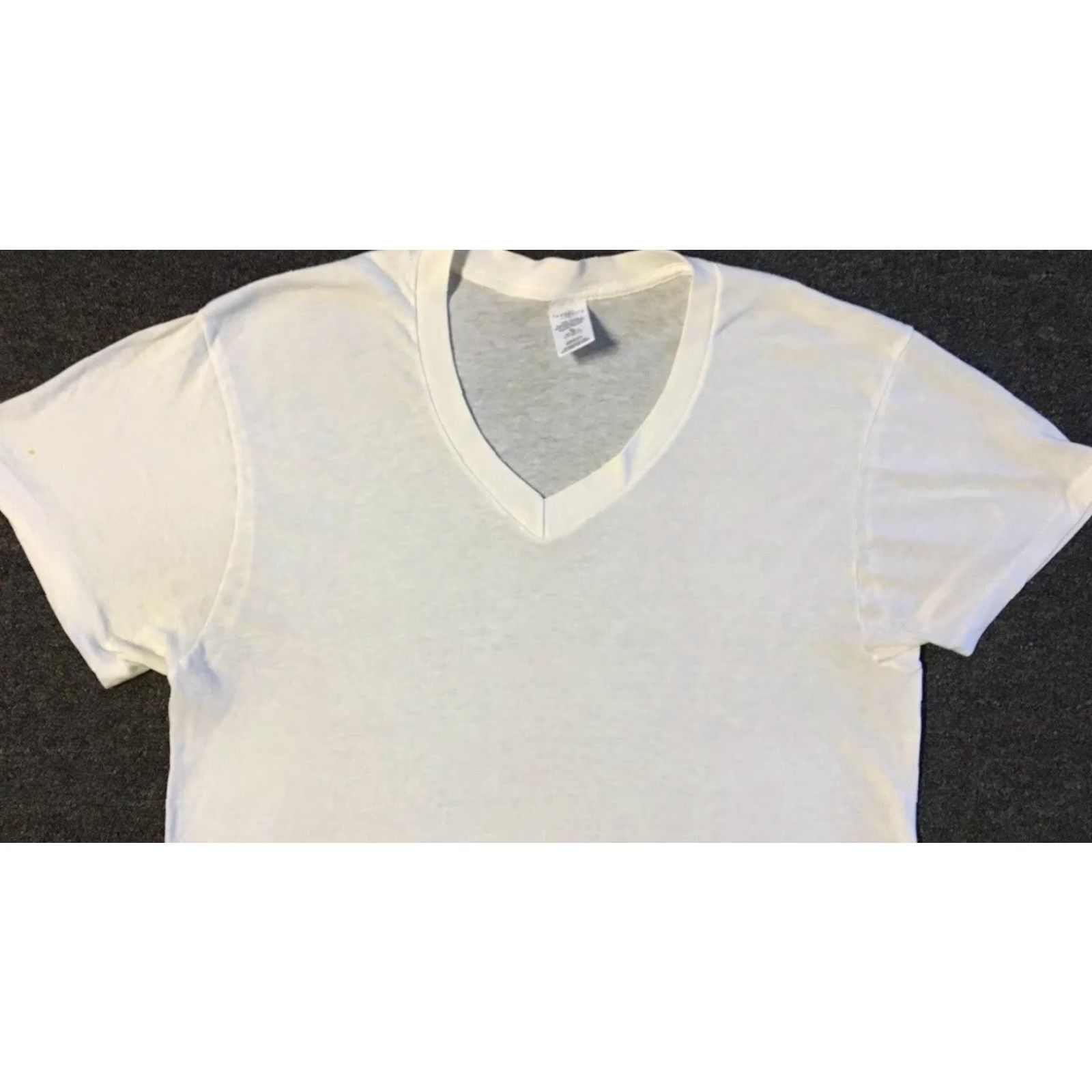 JCPenney VINTAGE JC Penney Shirt M USA White V-Neck 80s 90s Grunge Punk Biker Surf Skate Rock Hip Hop Retro 80s 90s Mens Shirt Size US M / EU 48-50 / 2 - 5 Thumbnail