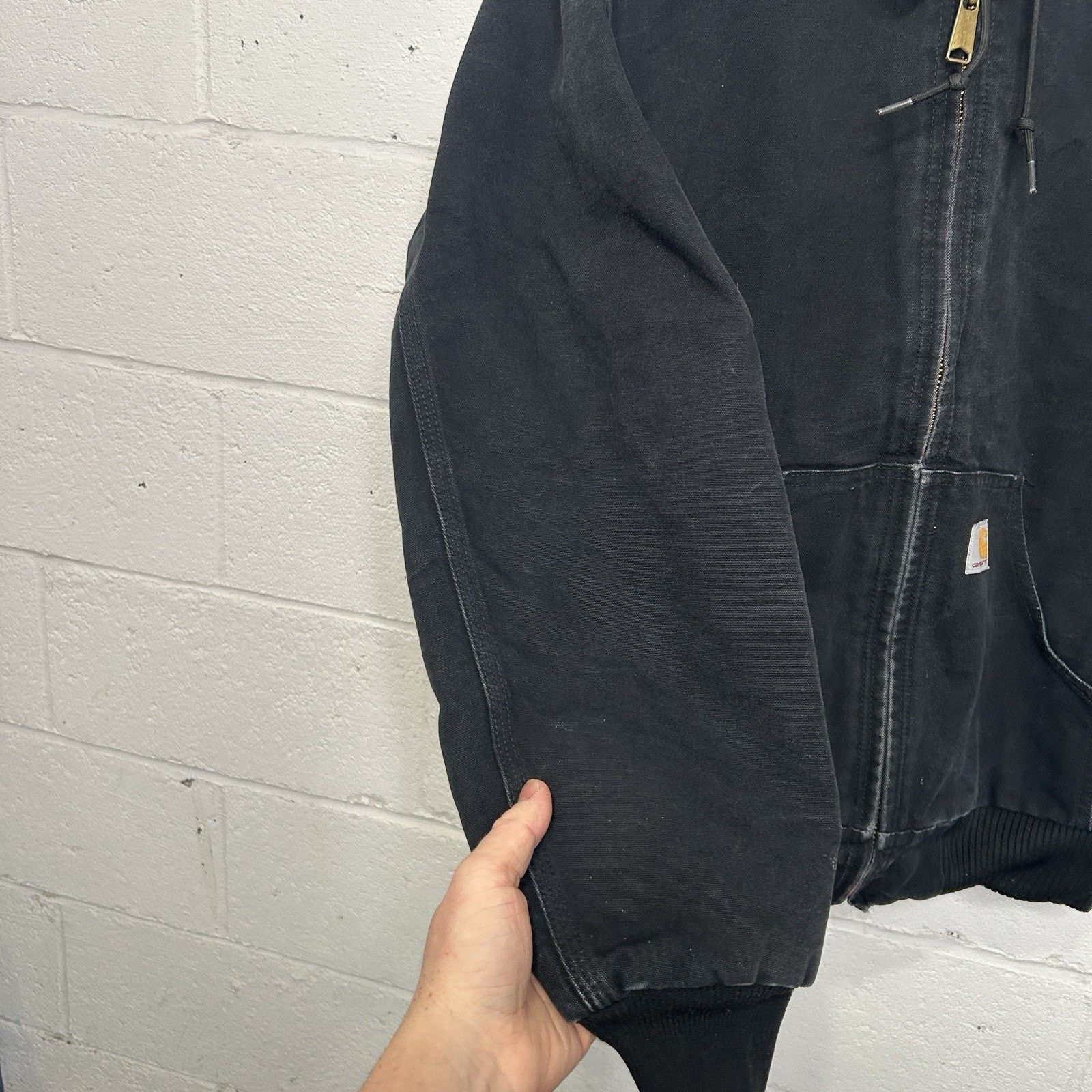 Carhartt Vintage Carhartt Quilted Hooded Active Jacket “Black” J140 Size US M / EU 48-50 / 2 - 6 Thumbnail