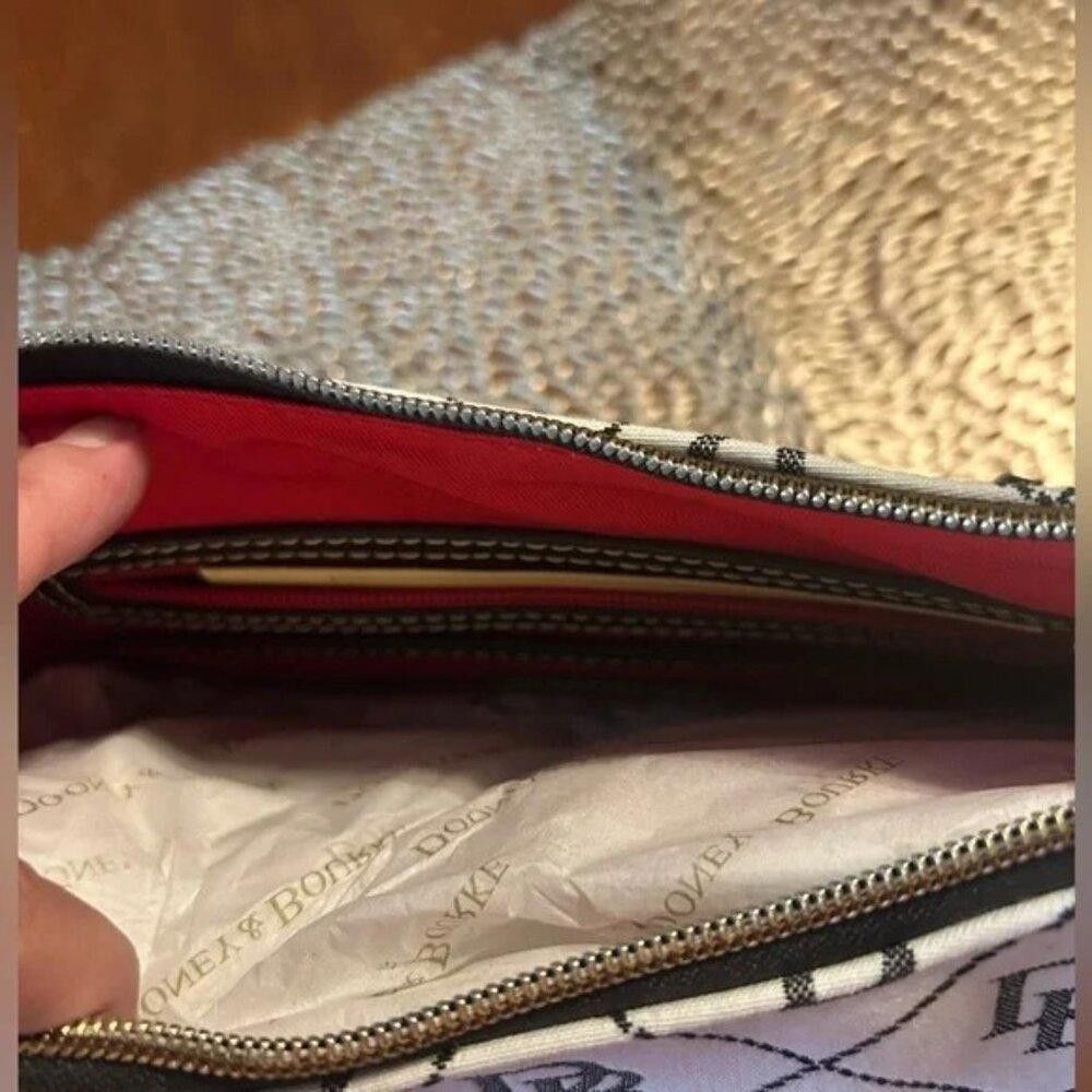 Dooney & Bourke Dooney & Bourke Maxi Quilt Small Kiley Hobo - NWT (New) Size ONE SIZE - 6 Thumbnail