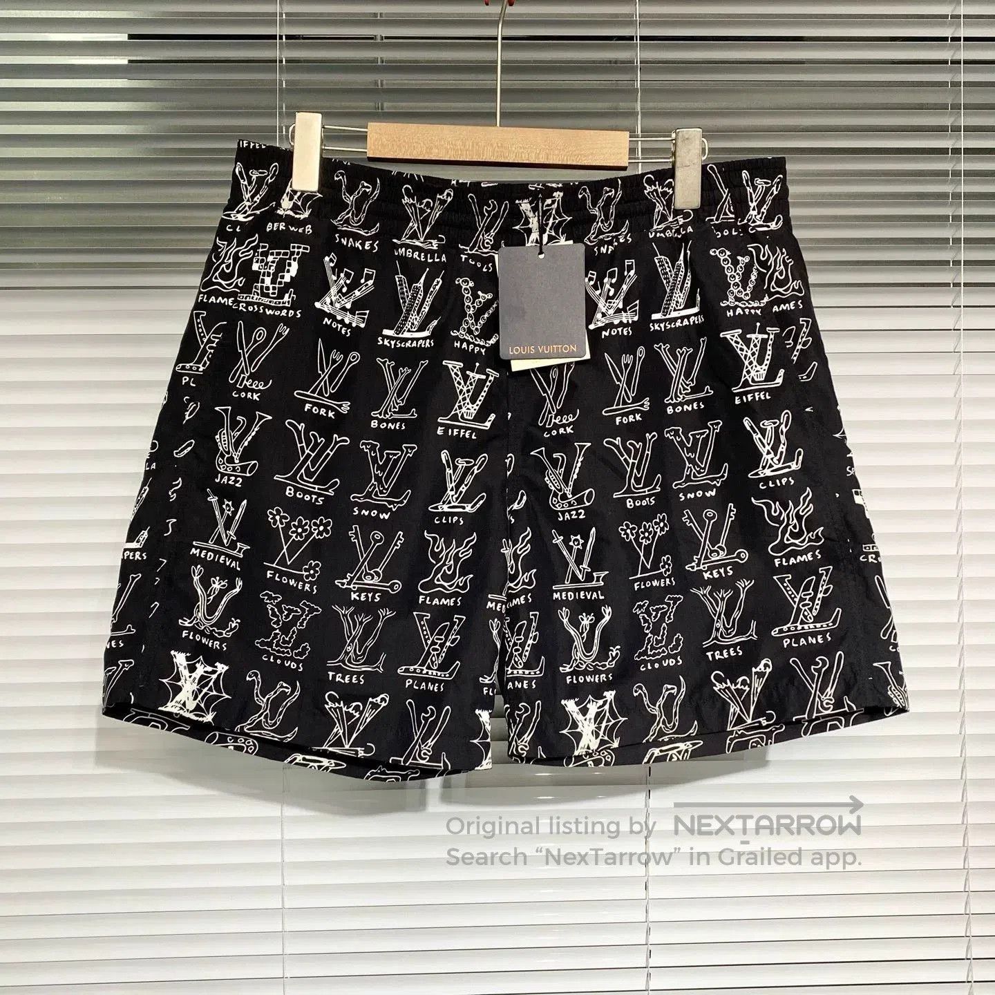 Louis Vuitton Louis Vuitton Gesture Print Casual Shorts. Size US 34 / EU 50 - 1 Thumbnail