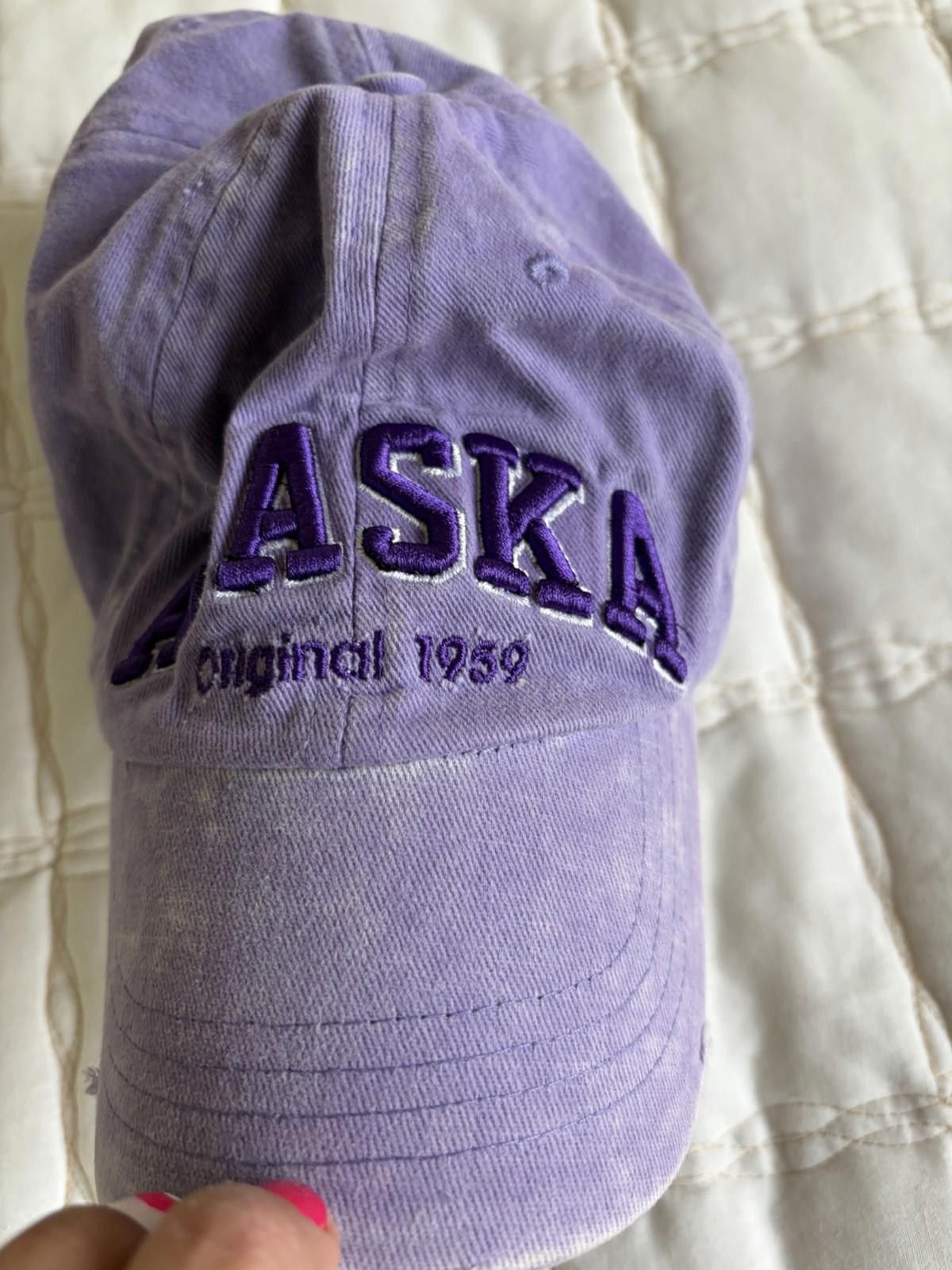Robin Ruth Alaska Original 1959 Distressed Faded Purple Robin Ruth hat Size ONE SIZE - 2 Thumbnail