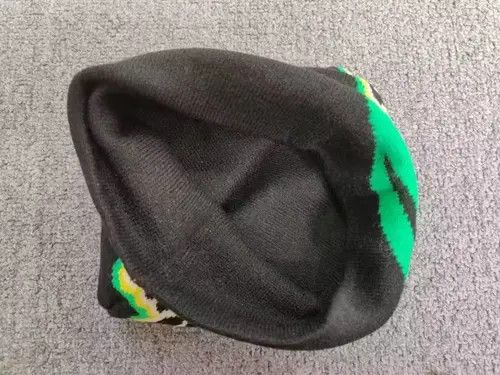 Other Shooting Star Graphic No Cuff Beanie Hat Black Size ONE SIZE - 4 Thumbnail