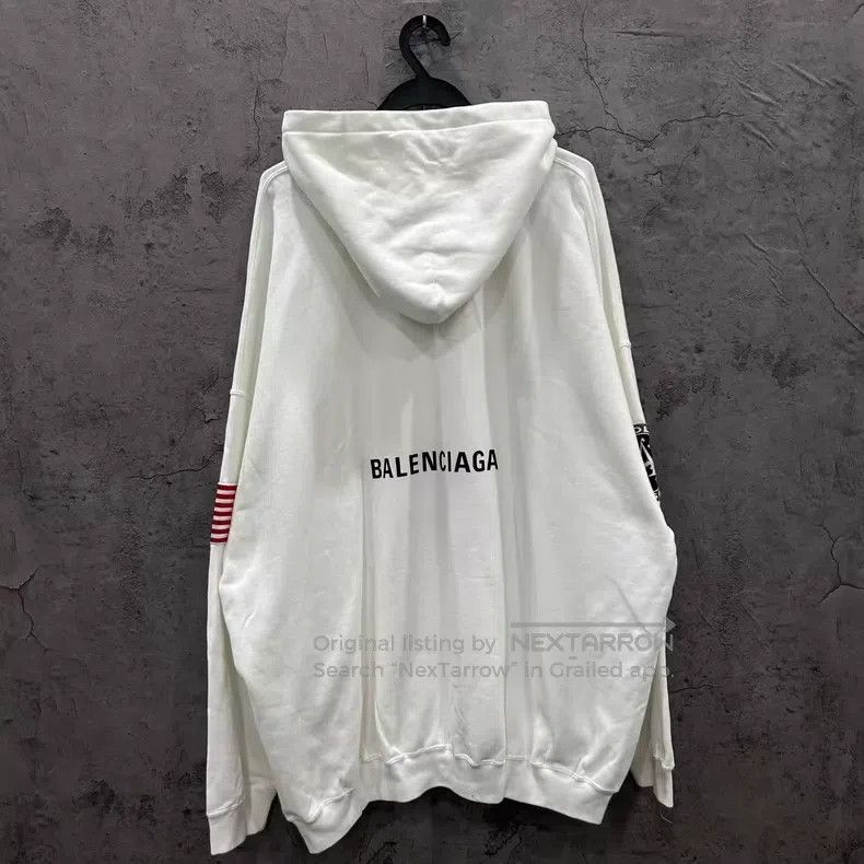 Balenciaga Balenciaga Hooded Sweatshirt Size US S / EU 44-46 / 1 - 7 Thumbnail