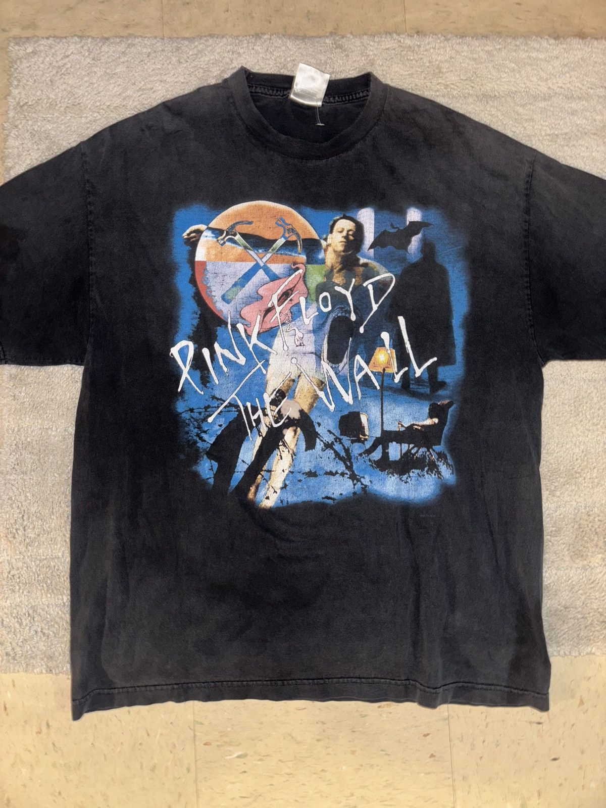 Pink Floyd Pink Floyd The Wall Vintage T Shirt Size L Fits Medium Size US M / EU 48-50 / 2 - 2 Thumbnail