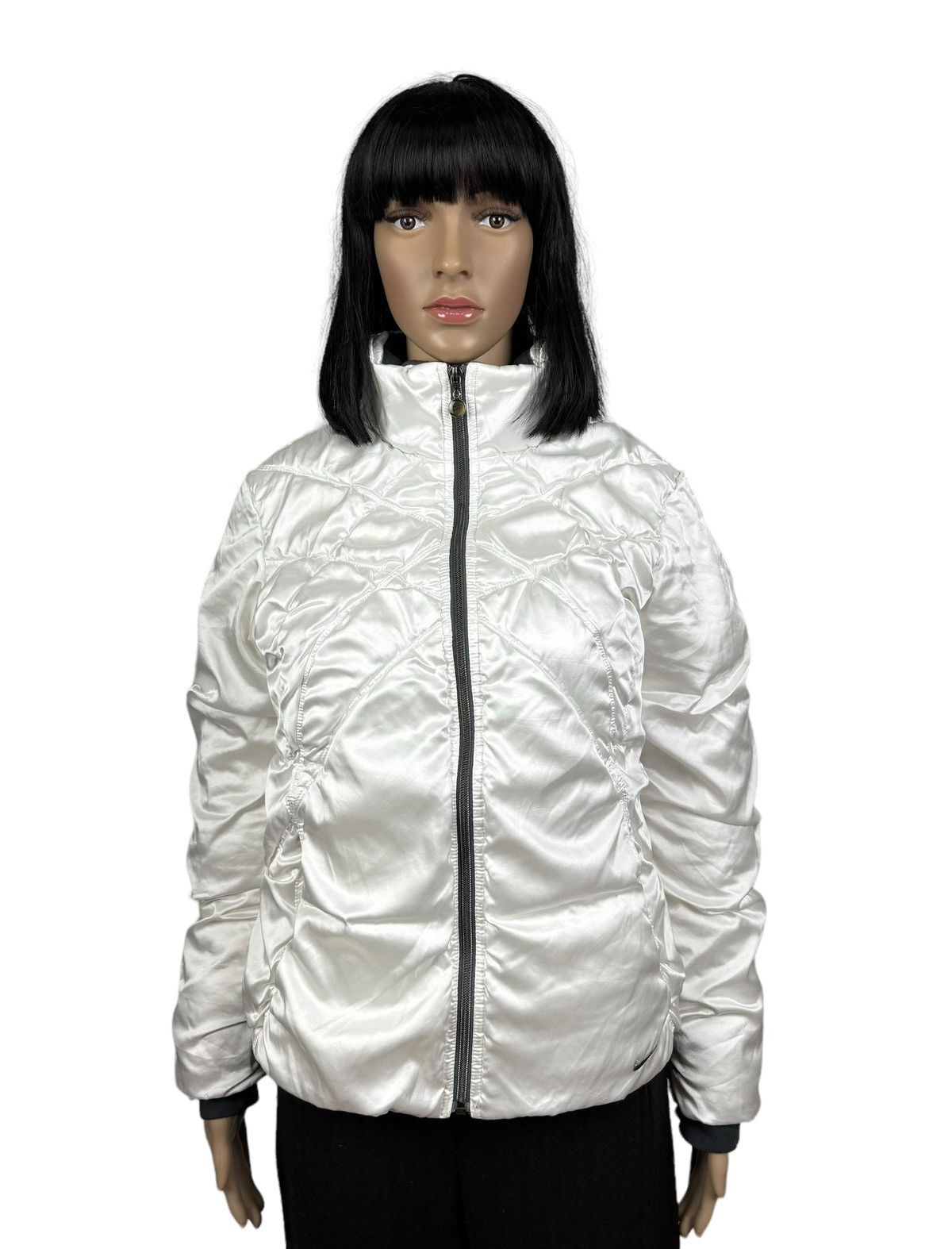Nike × Vintage Nike Vintage Y2K Satin Quilted Down Jacket size L Size L / US 10 / IT 46 - 1 Thumbnail