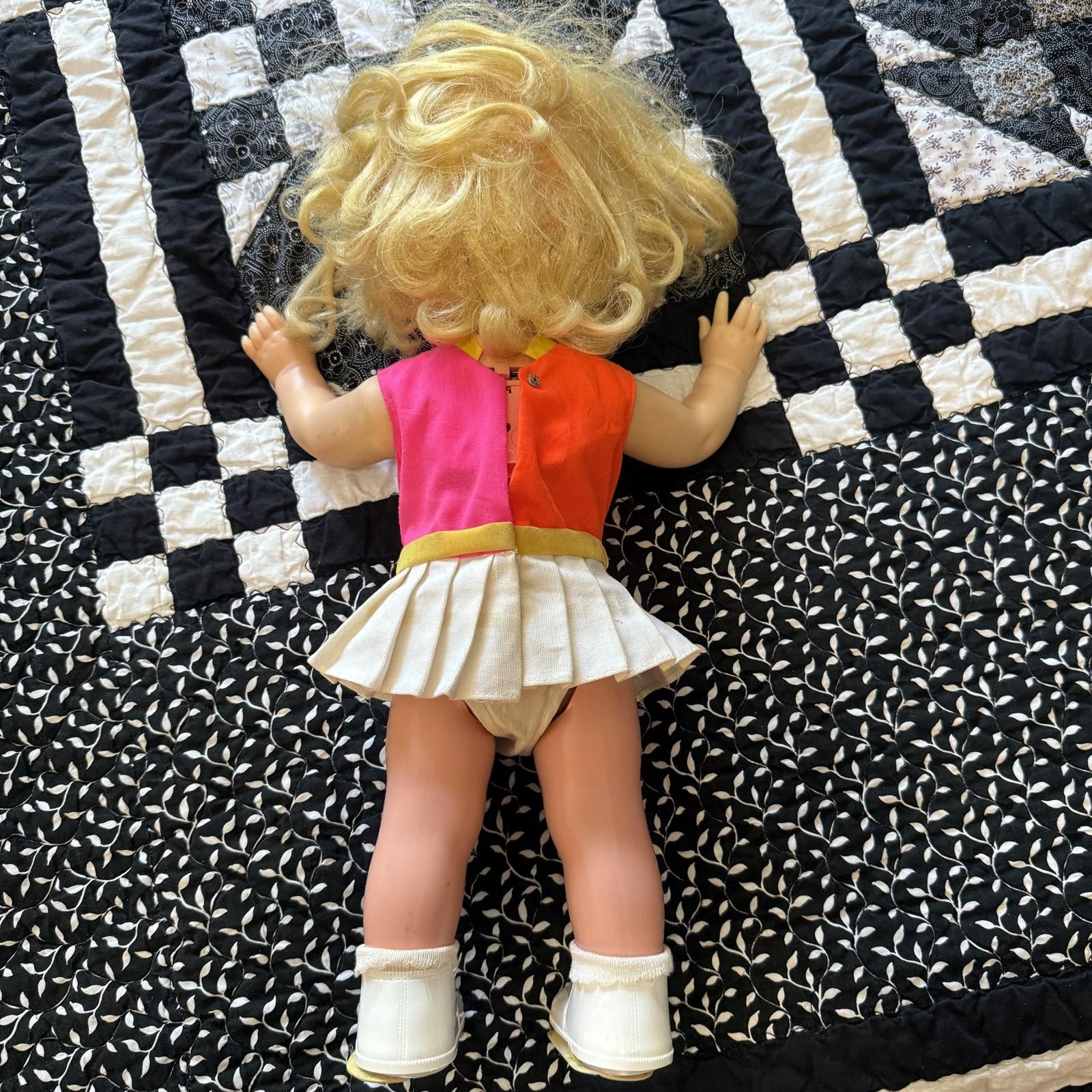 Designer Mattel Swingy (1969) walking & dancing doll - works Size ONE SIZE - 2 Thumbnail