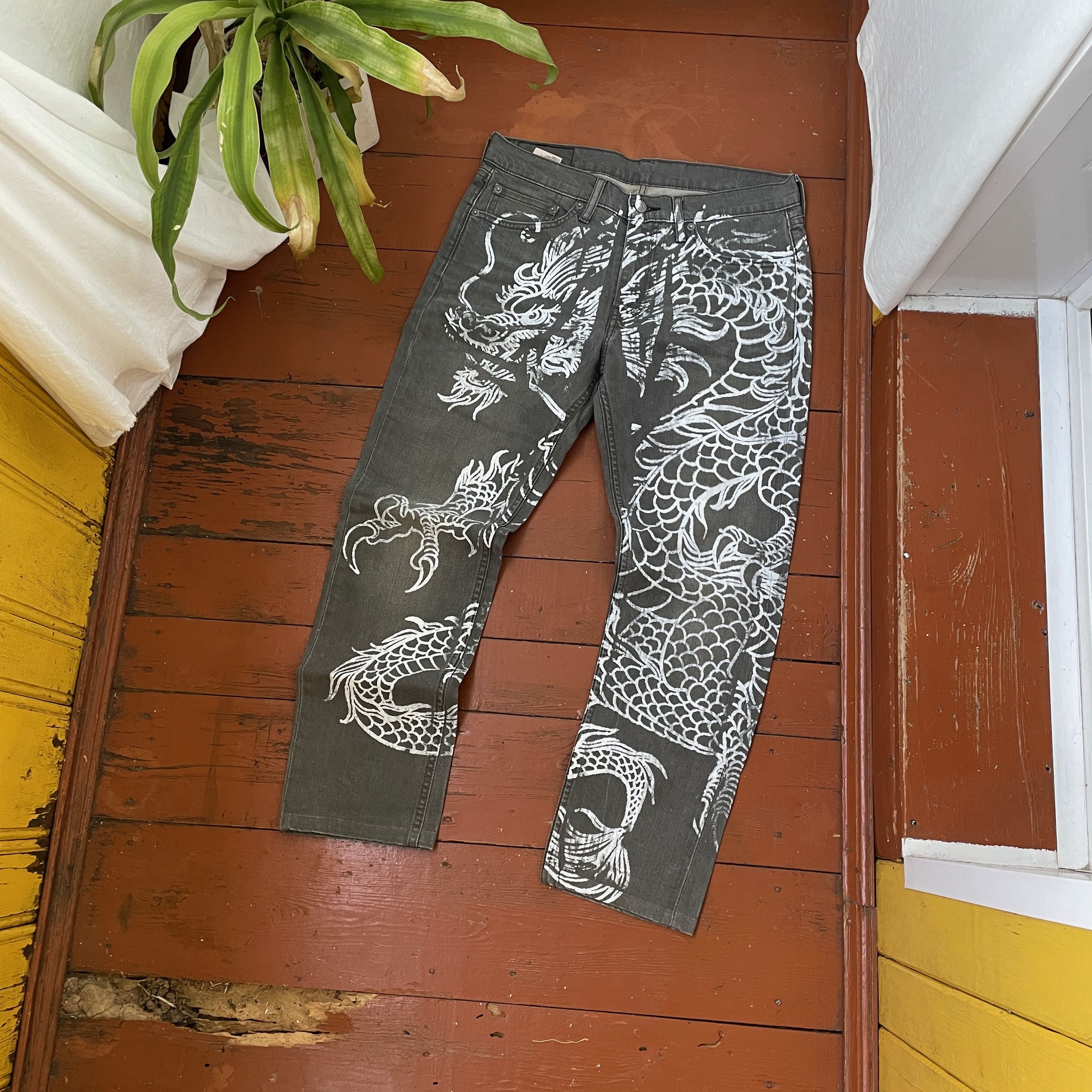 Levi's Custom Levi's pants dragon art opium faded distressed y2k Size US 32 / EU 48 - 2 Thumbnail