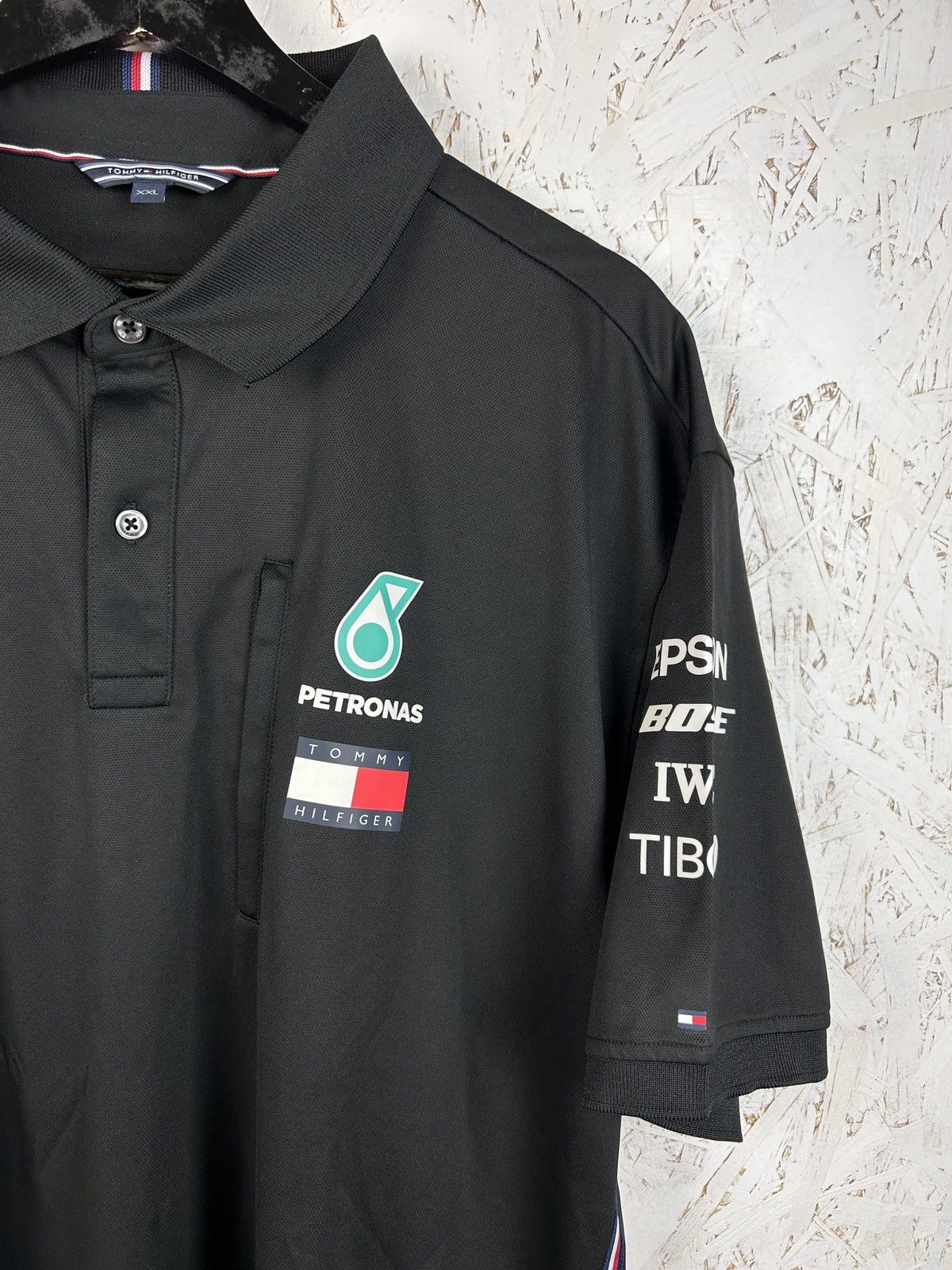Formula 1 Tommy Hilfiger Formula 1 Petronas Racing Sportswear Polo XXL Size US XXL / EU 58 / 5 - 2 Thumbnail