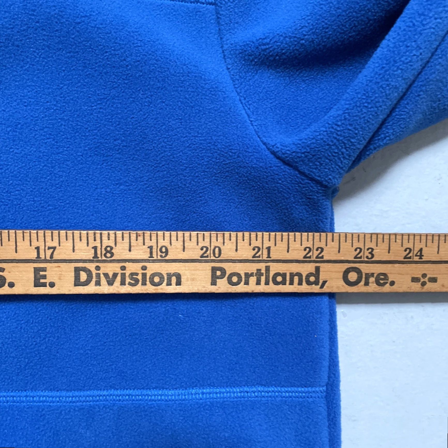 Rains RAINS Fleece Cardigan Style Full Zip Jacket NWOT? Blue M Unisex Adults Size M Cardigan Fleece Full Zip Jacket Blue Size US M / EU 48-50 / 2 - 3 Thumbnail