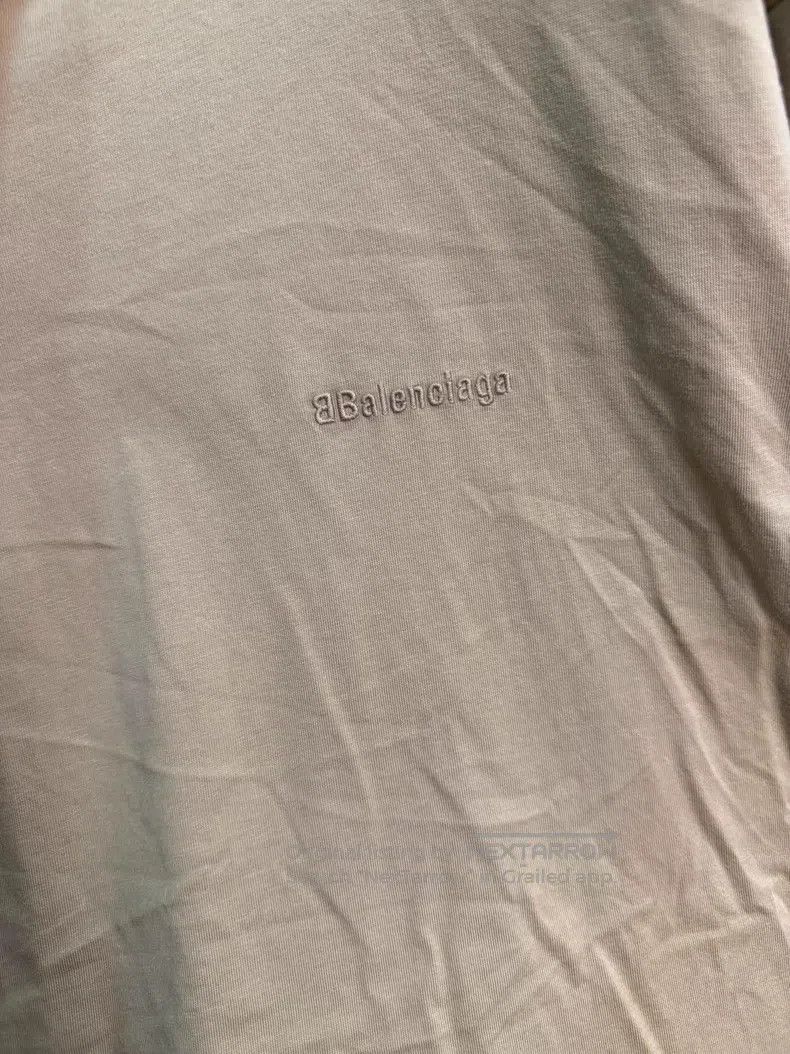 Balenciaga Balenciaga Short Sleeve T-Shirt Size US S / EU 44-46 / 1 - 3 Thumbnail