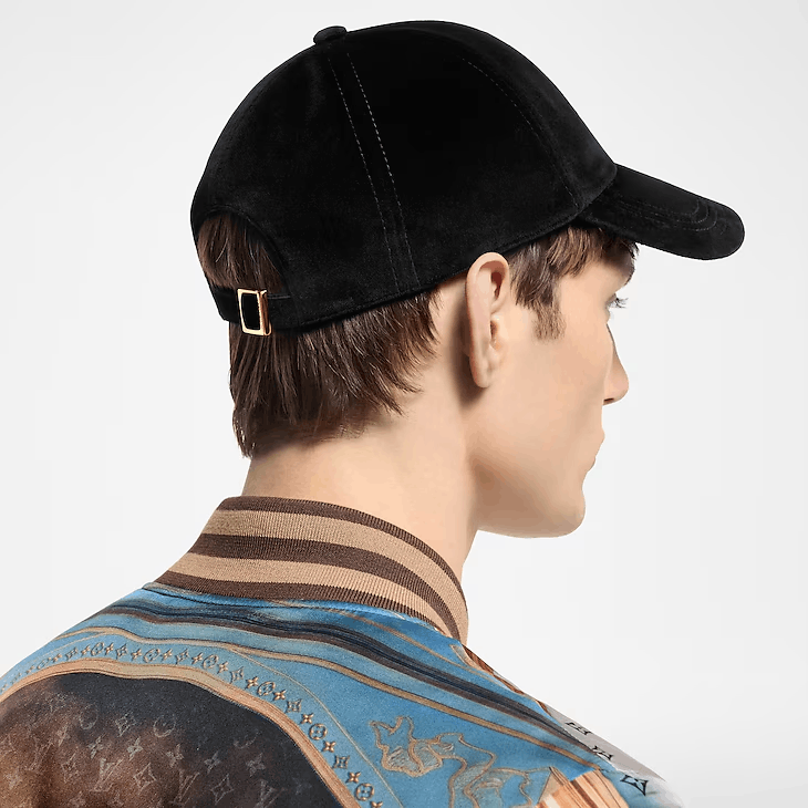 Louis Vuitton LV Crest Velvet Cap Size ONE SIZE - 3 Thumbnail