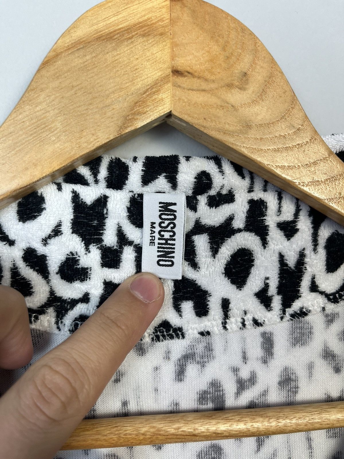 Moschino Moschino Mare Monogram Full Zip Blouses Size M / US 6-8 / IT 42-44 - 8 Thumbnail