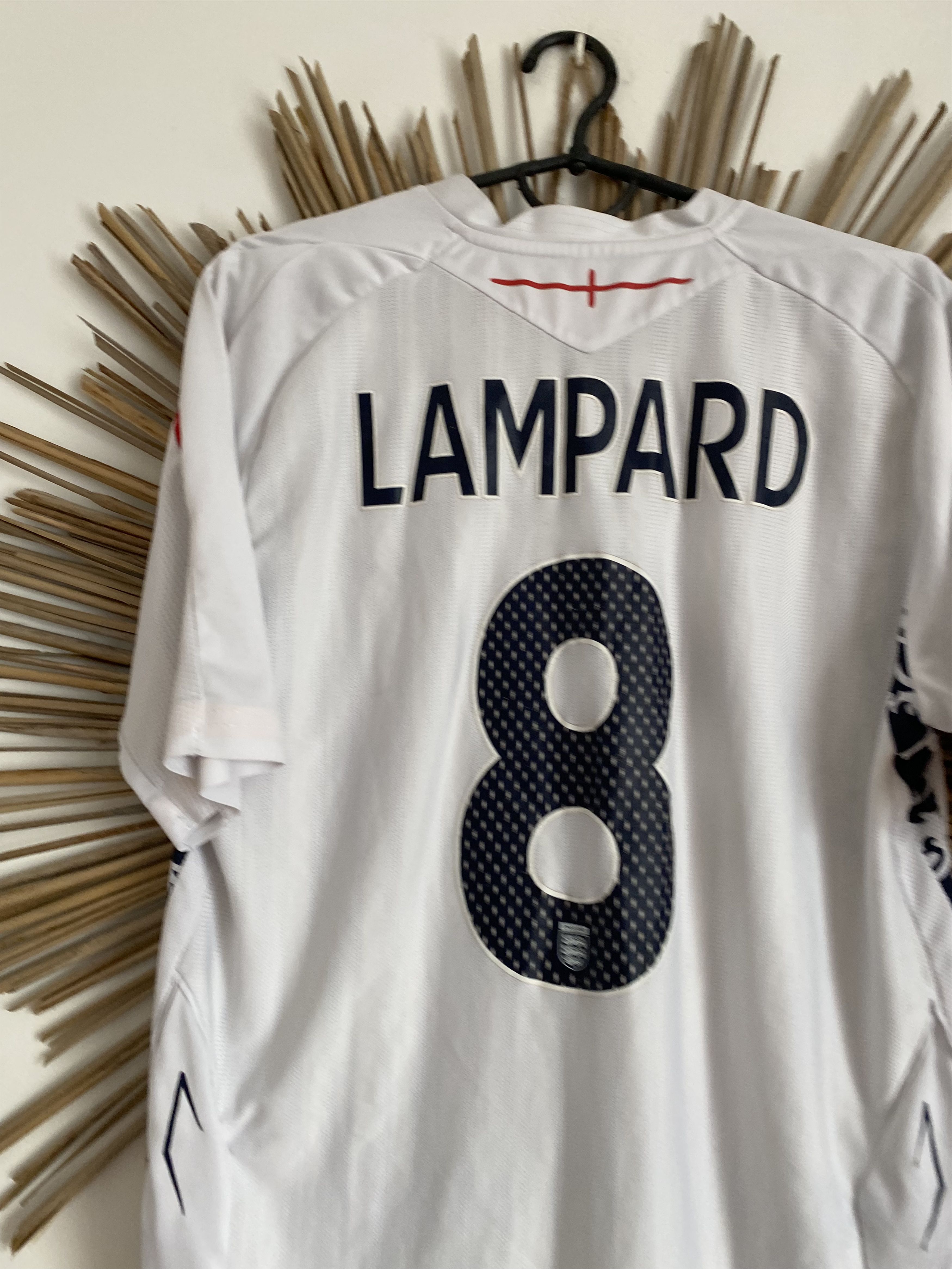 Umbro Umbro England 2008 2009 home Lampard soccer jersey Size US M / EU 48-50 / 2 - 8 Thumbnail