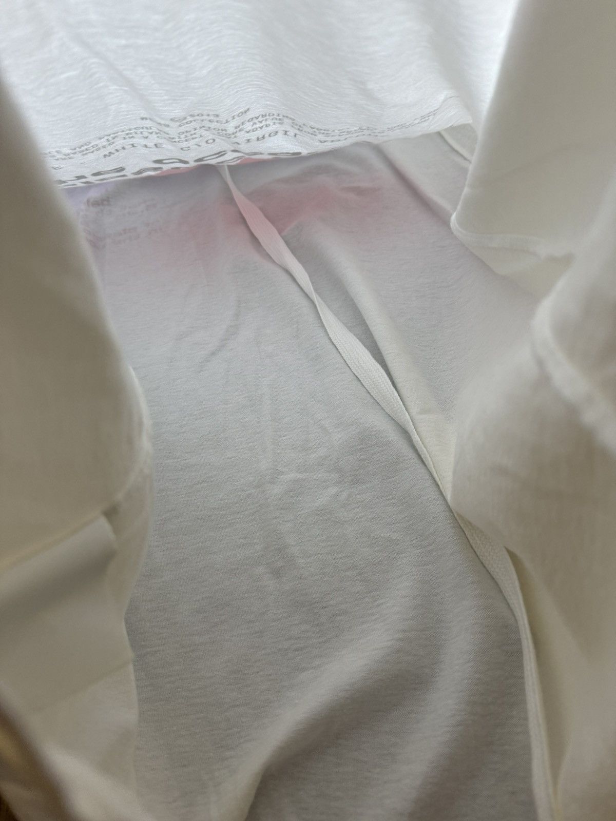 Off-White Off-White “Ocean Debris” T-Shirt White Size L Virgil Abloh Size US L / EU 52-54 / 3 - 7 Thumbnail