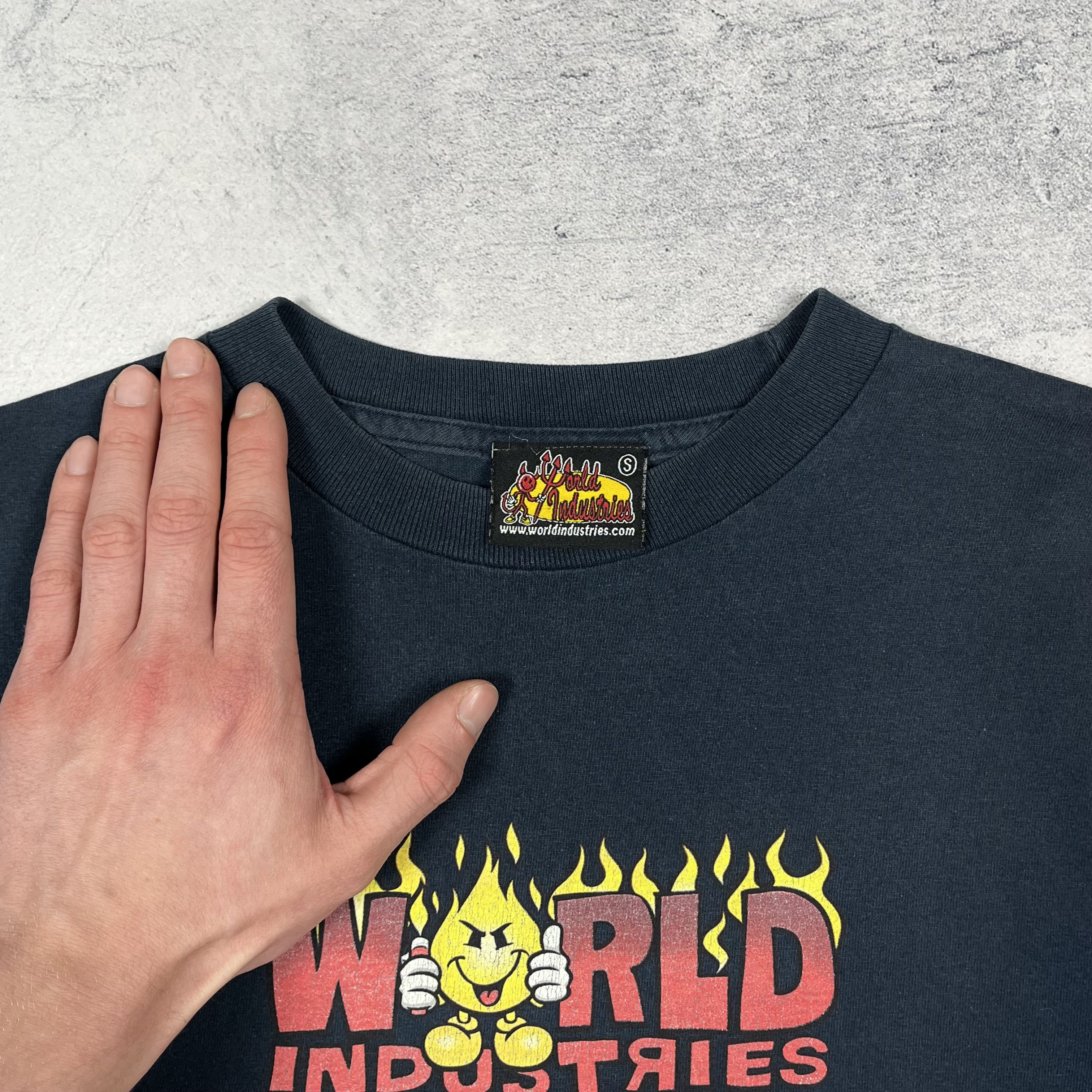 World Industries Vintage World Industries Flameboy Big Logo T Shirt 90’s Size US S / EU 44-46 / 1 - 8 Thumbnail