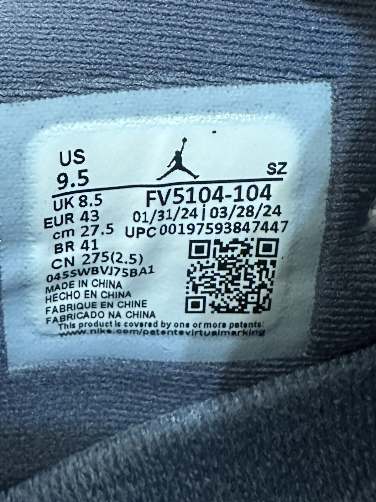 Jordan Brand Size 9.5 - Jordan 11 Retro Low Diffused Blue (FV5104-104) Size US 9.5 / EU 42-43 - 6 Thumbnail