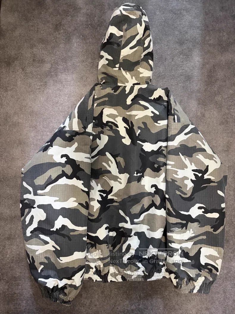 Balenciaga Balenciaga Camouflage Ski Jacket Size US S / EU 44-46 / 1 - 2 Thumbnail